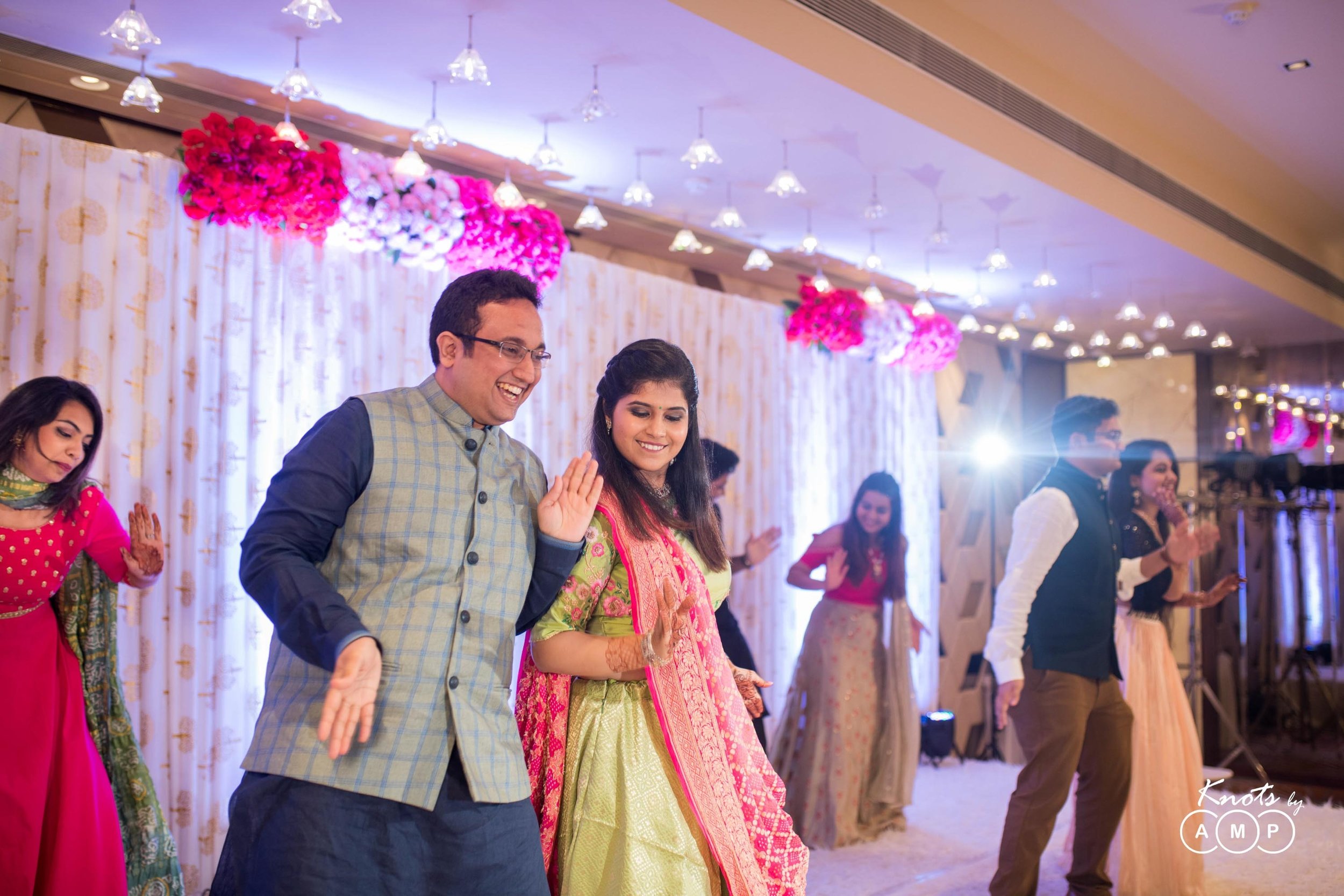Gujarati-Engagement-in-Mumbai-41.jpeg