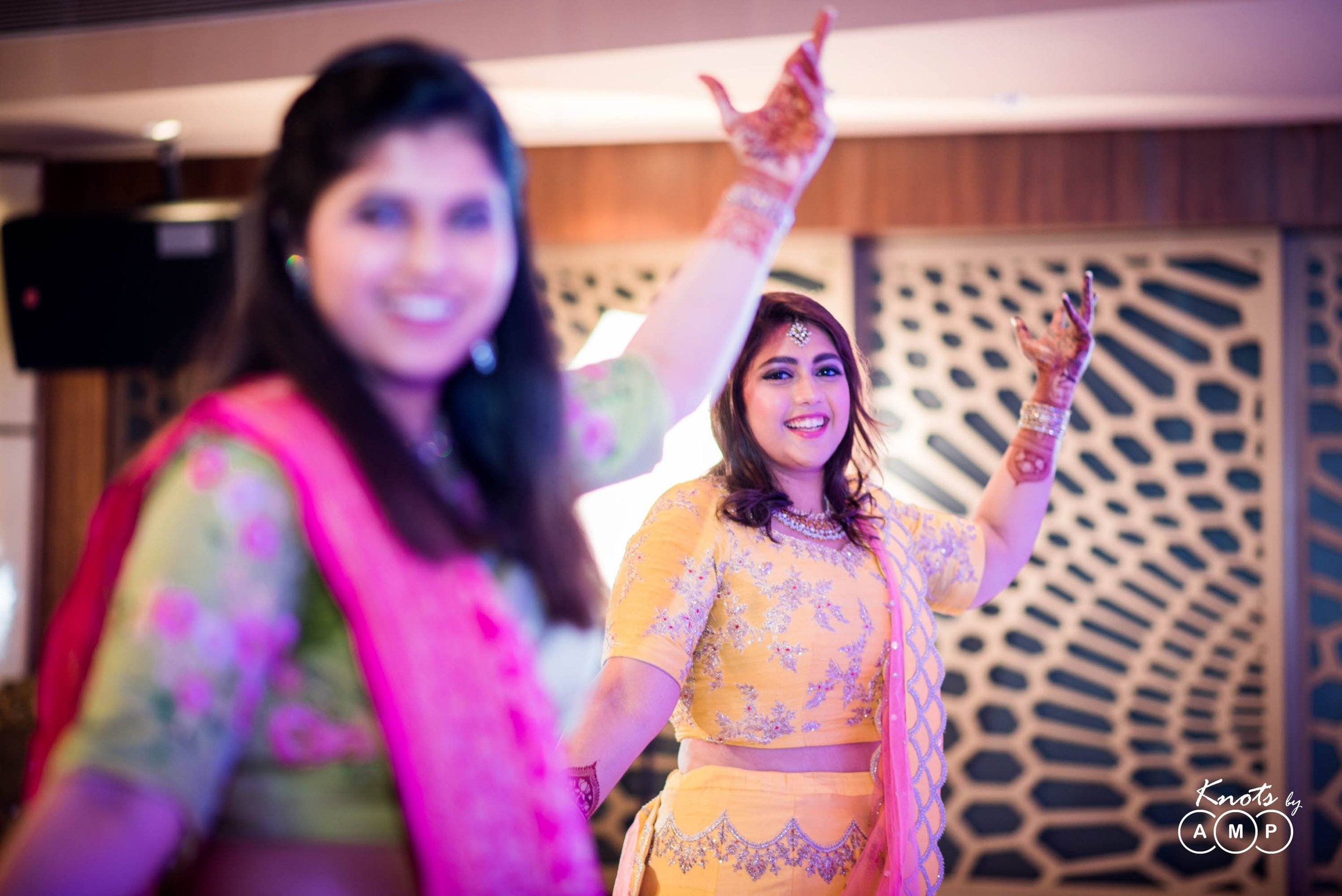 Gujarati-Engagement-in-Mumbai-48.jpeg