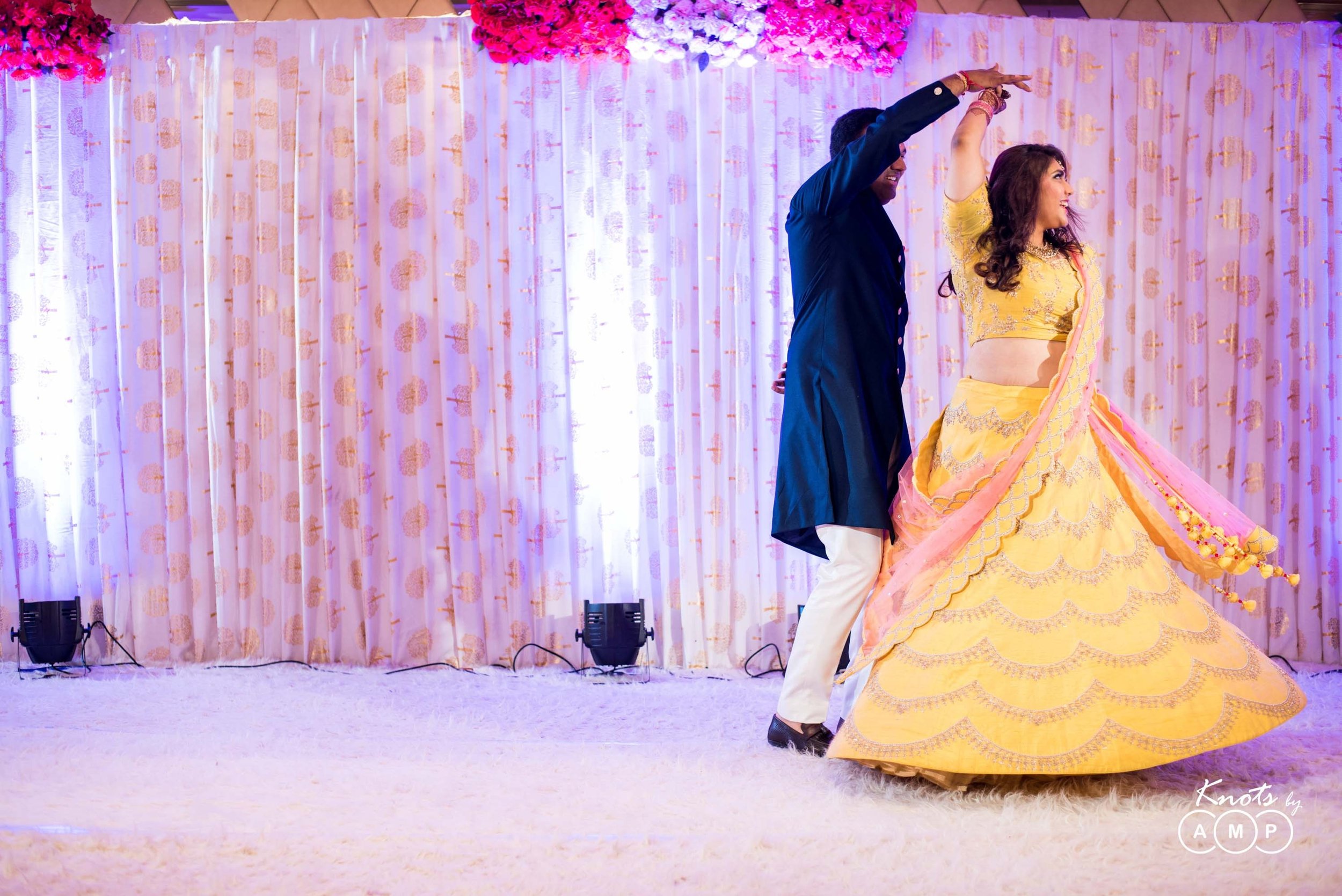 Gujarati-Engagement-in-Mumbai-61.jpeg