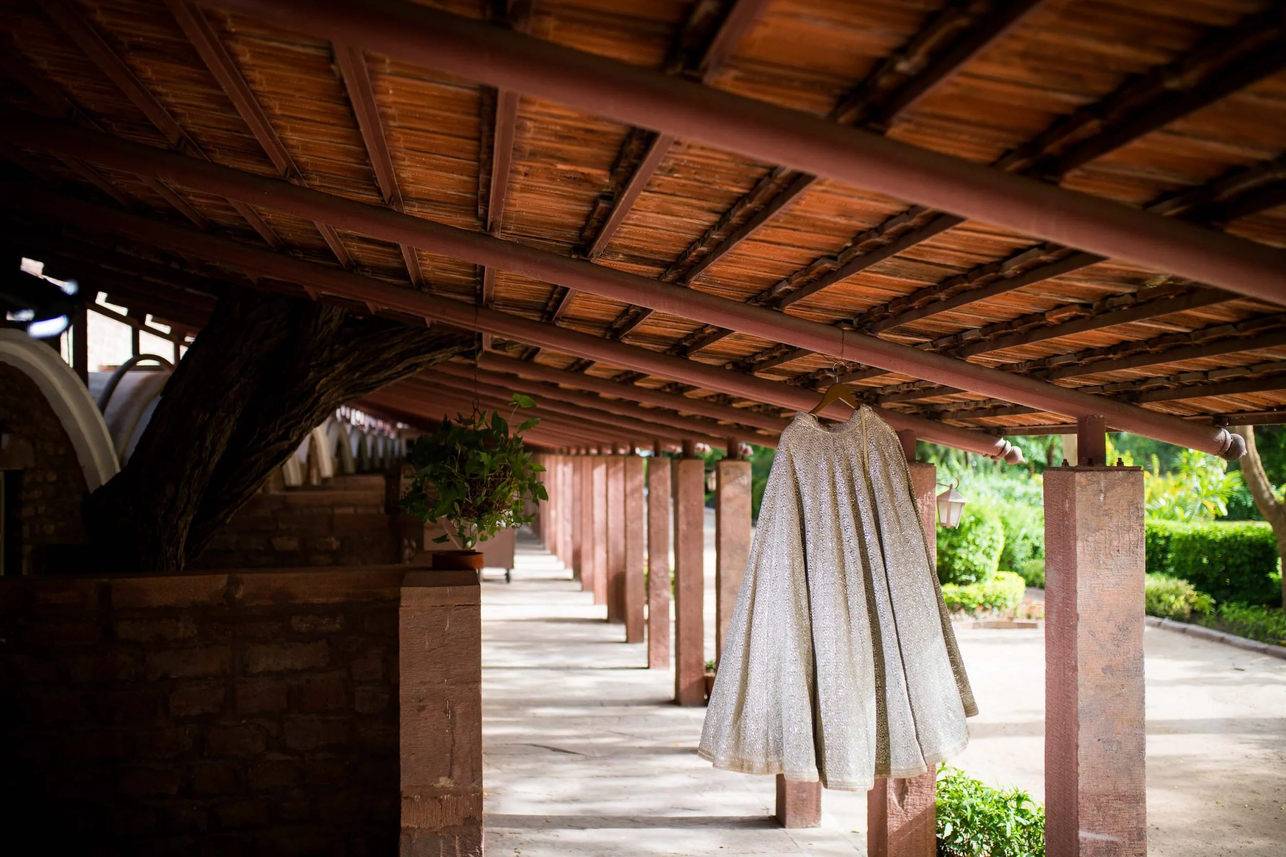 Jodhpur-Wedding-at-Bal-Samand-Lake-Palace-2-2.jpg