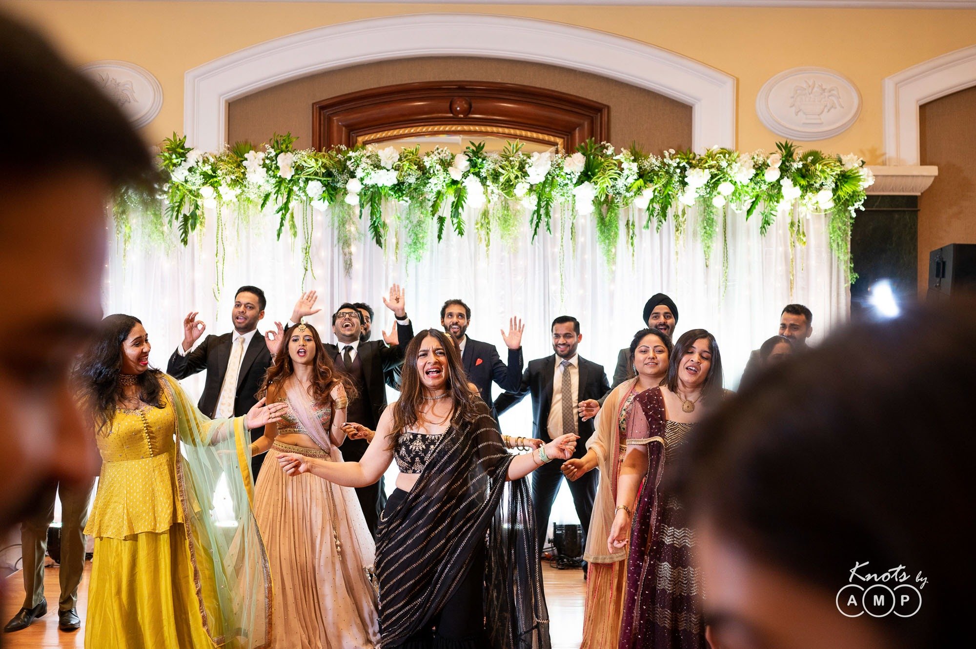 Intimate-Reception-in-ITC-Grand-Central-Lower-parel-21-of-30.jpeg