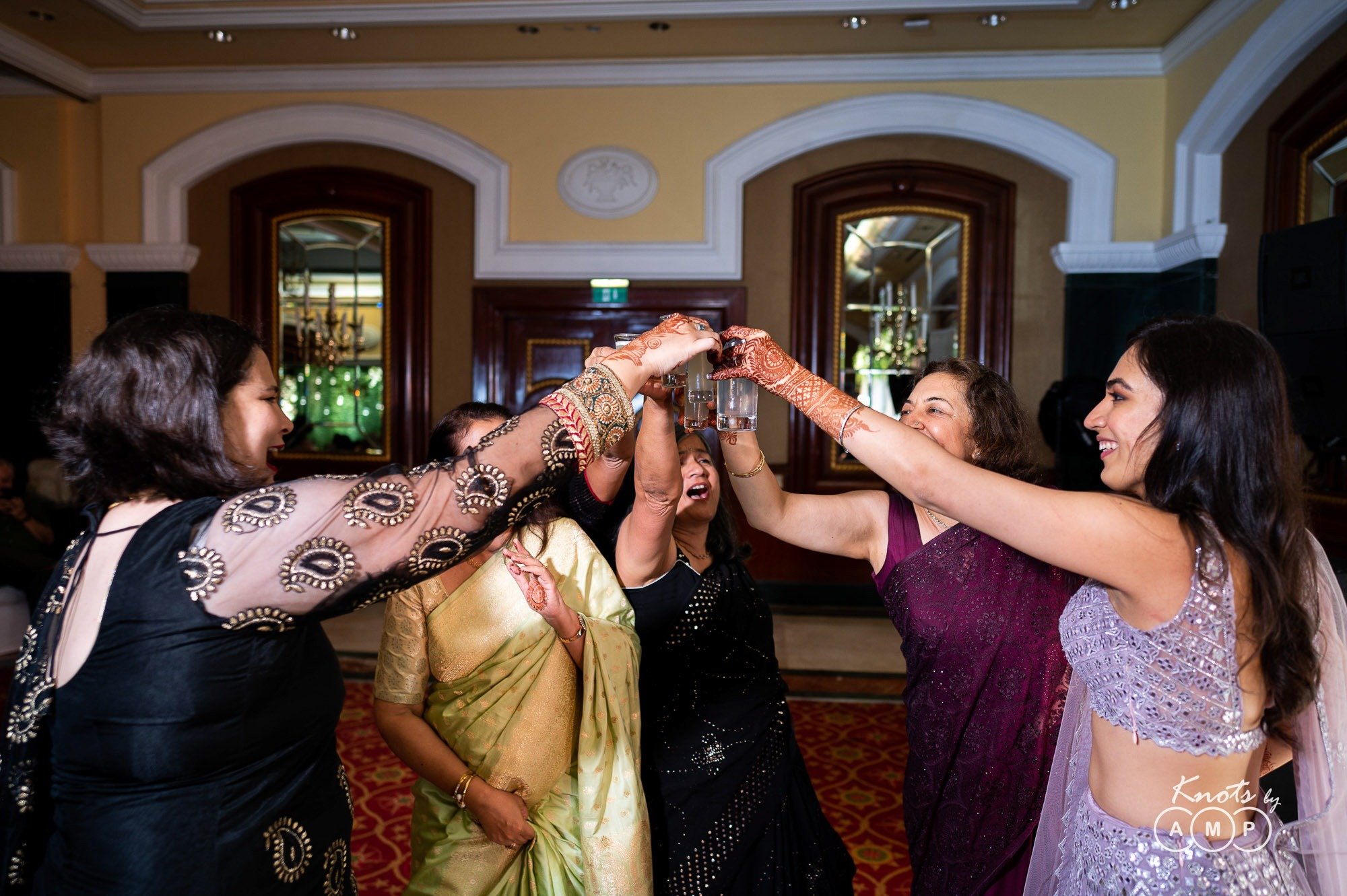 Intimate-Reception-in-ITC-Grand-Central-Lower-parel-29-of-30.jpeg