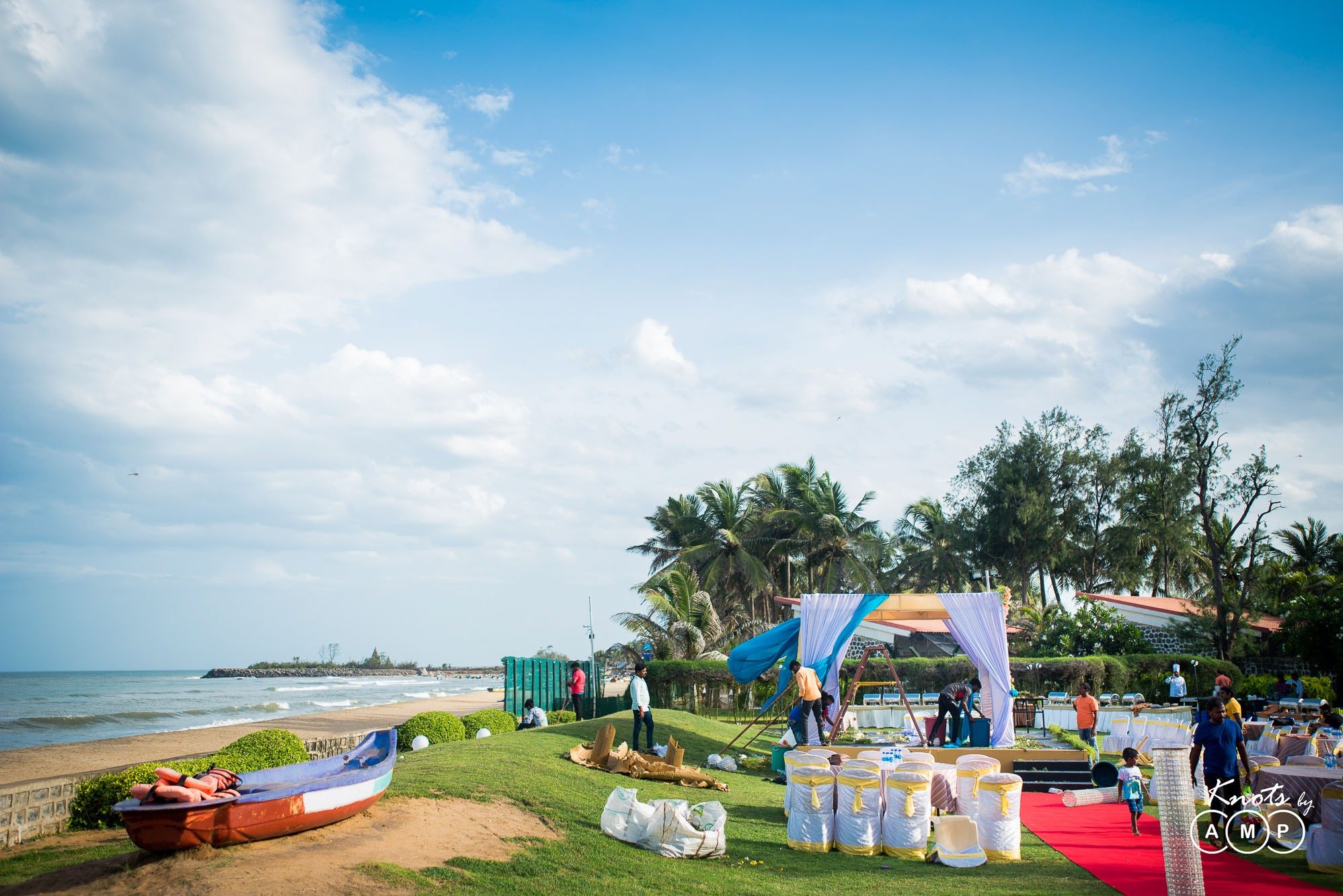 Beachside-Engagement-in-Radisson-Blu-Resort-Temple-Bay-Mamallapuram-2-of-54.jpeg