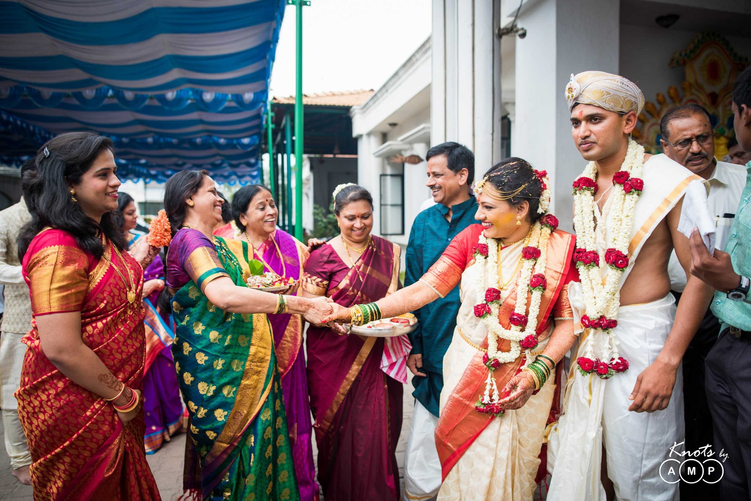 Kannadiga-Wedding-at-Saraswati-Convention-Centre-Bangalore-59.jpeg