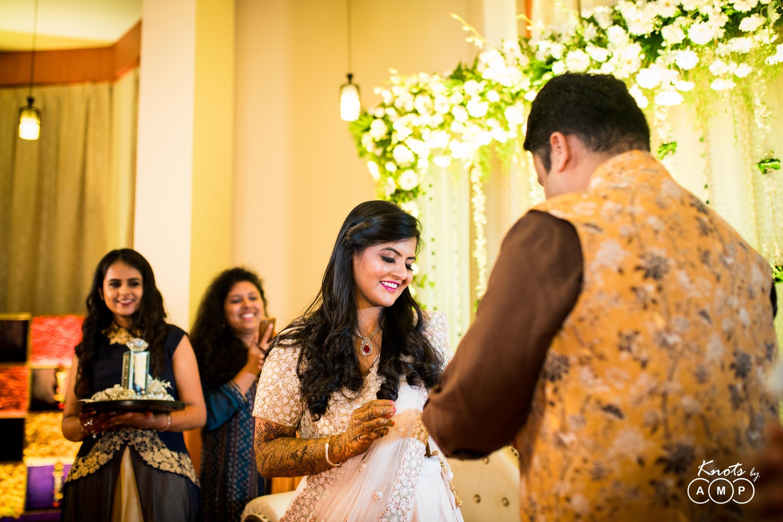 Wedding-at-Iskon-TempleJuhu-14.jpeg