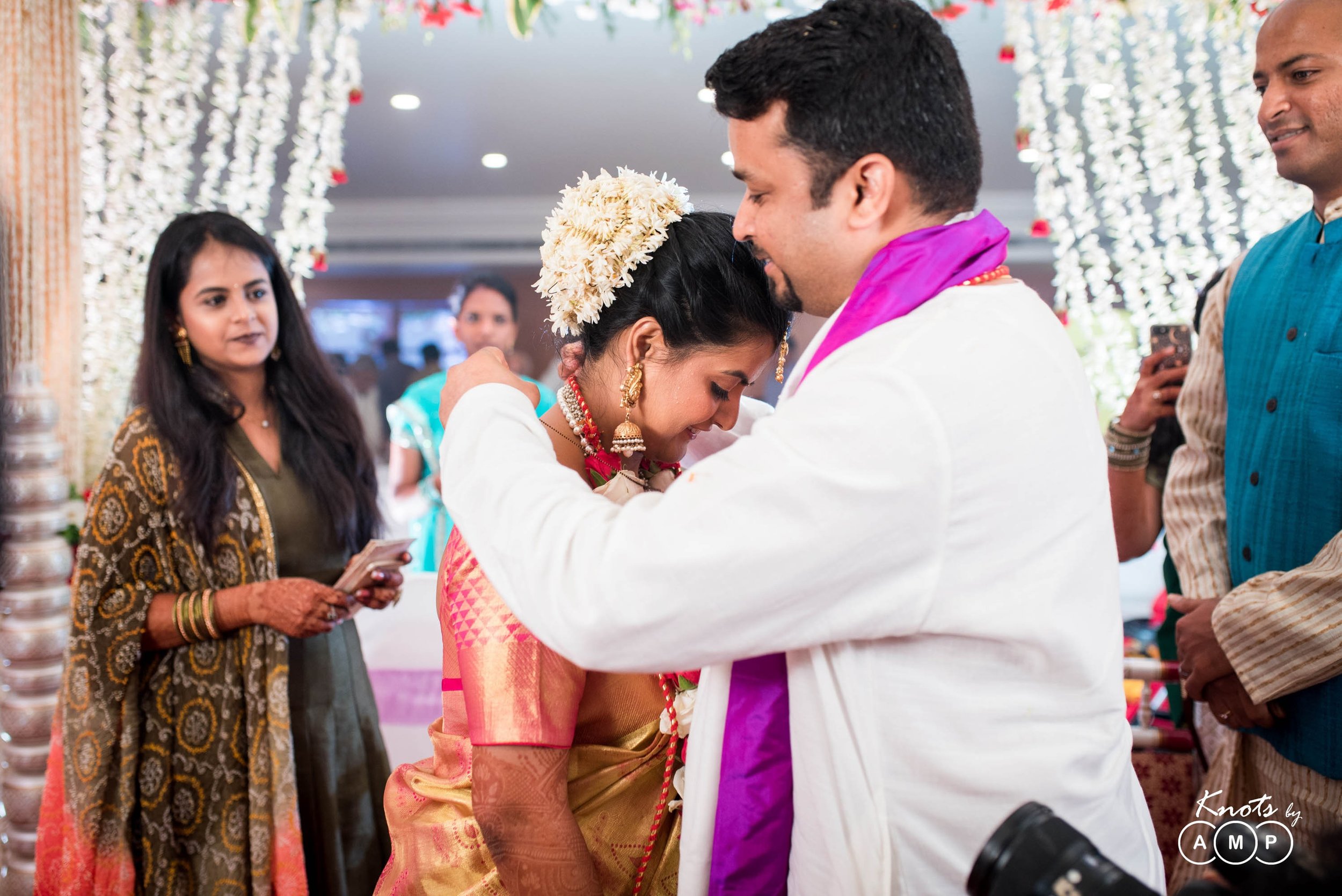 Wedding-at-Iskon-TempleJuhu-64.jpeg