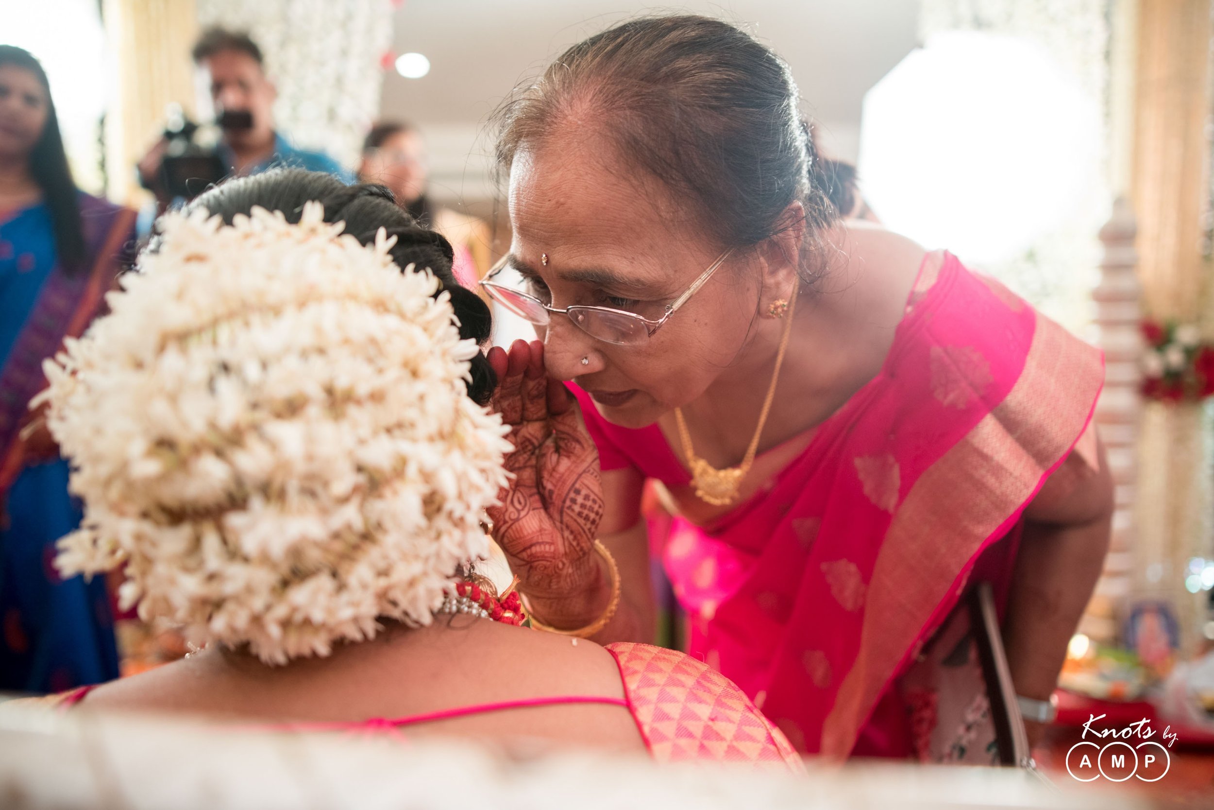 Wedding-at-Iskon-TempleJuhu-67.jpeg
