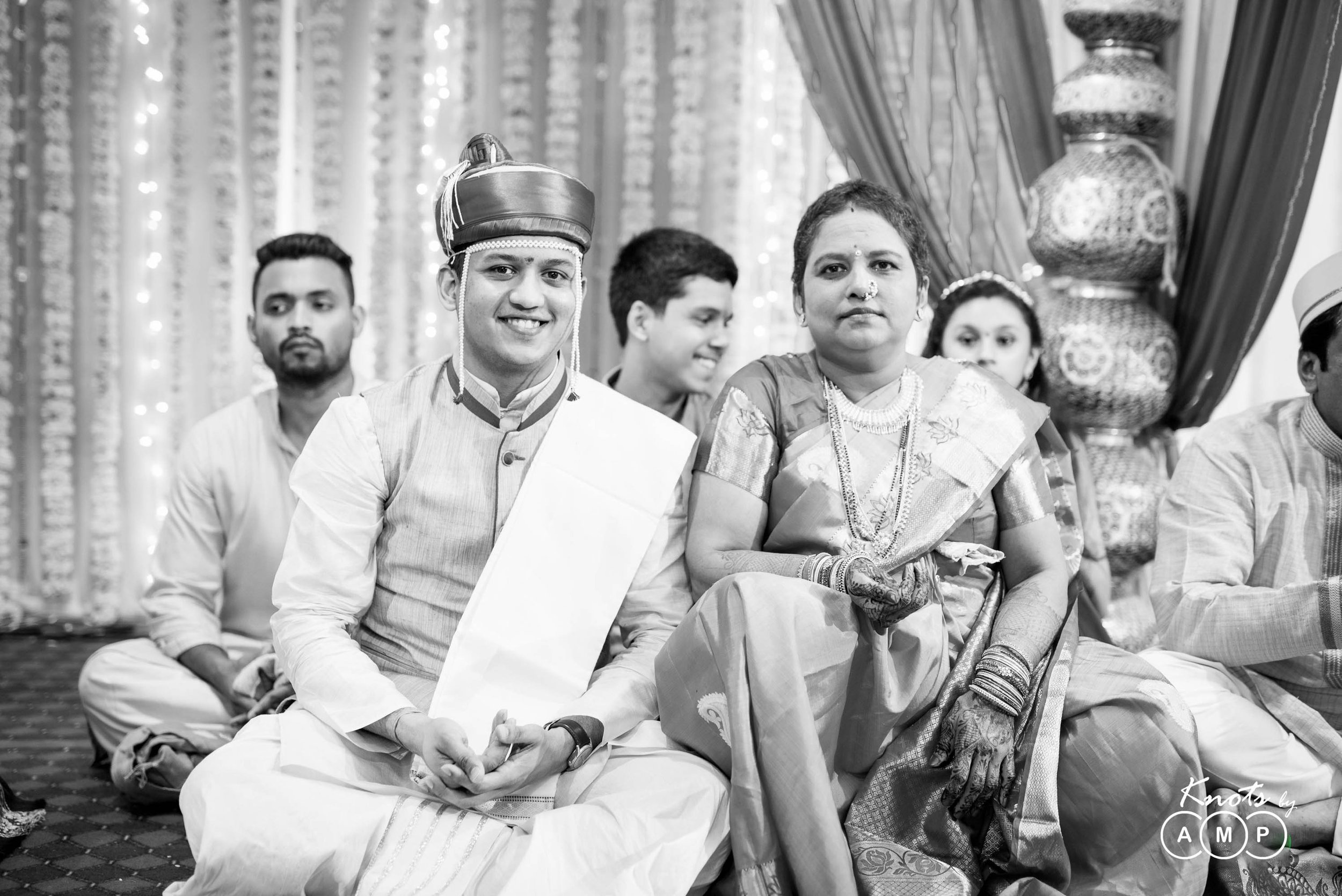 Black-and-White-Wedding-18.jpeg