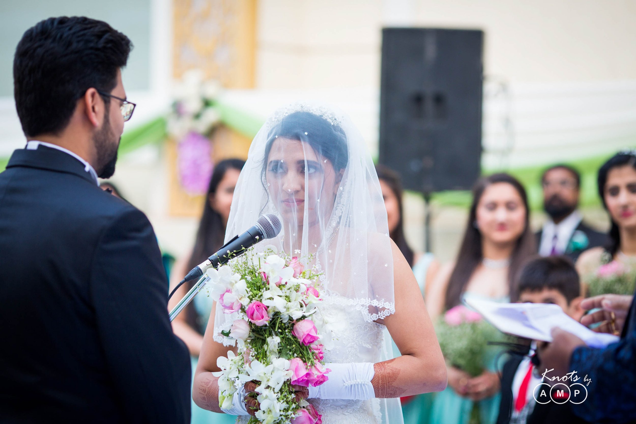 White-Wedding-in-Delhi-4-20.jpeg