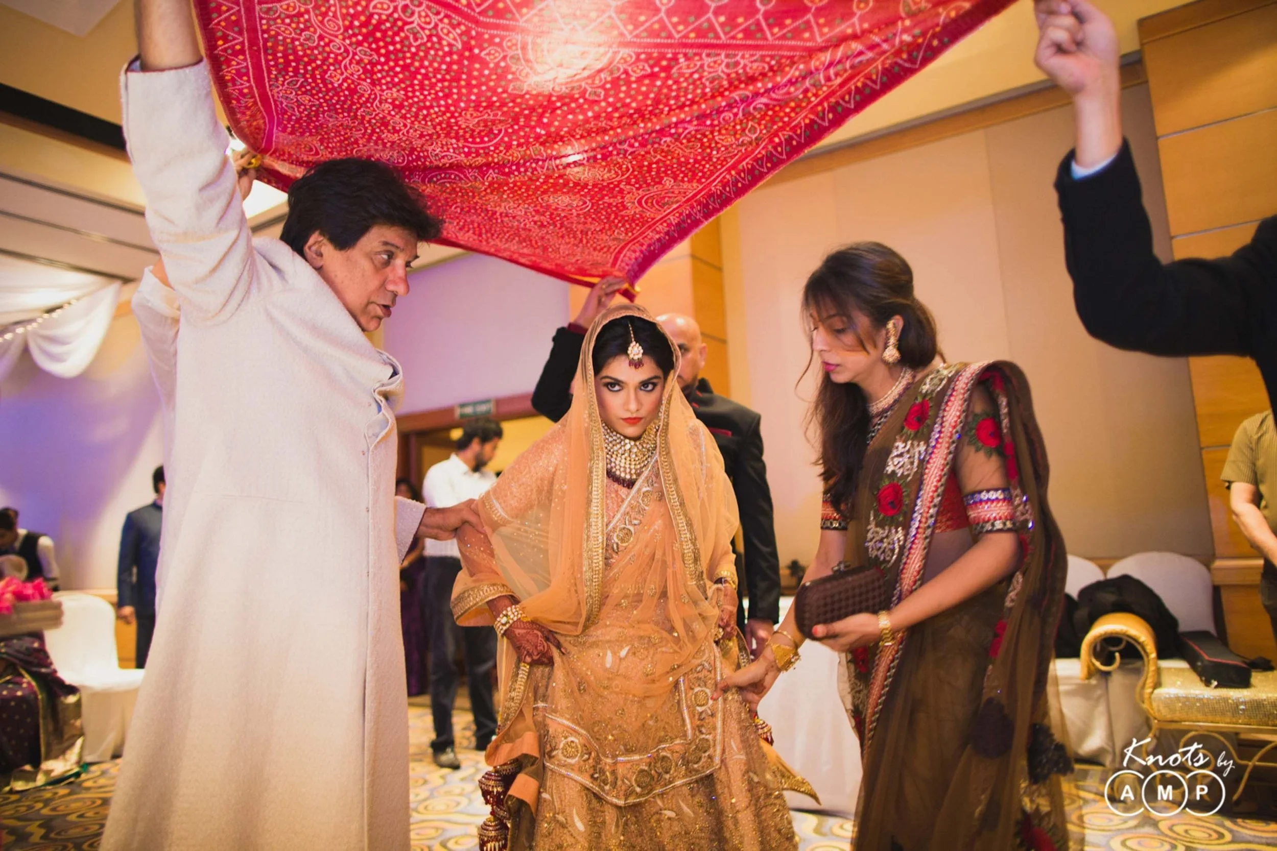 Punjabi-Gujarati-Wedding-at-Taj-VivantaMumbai-117.jpeg