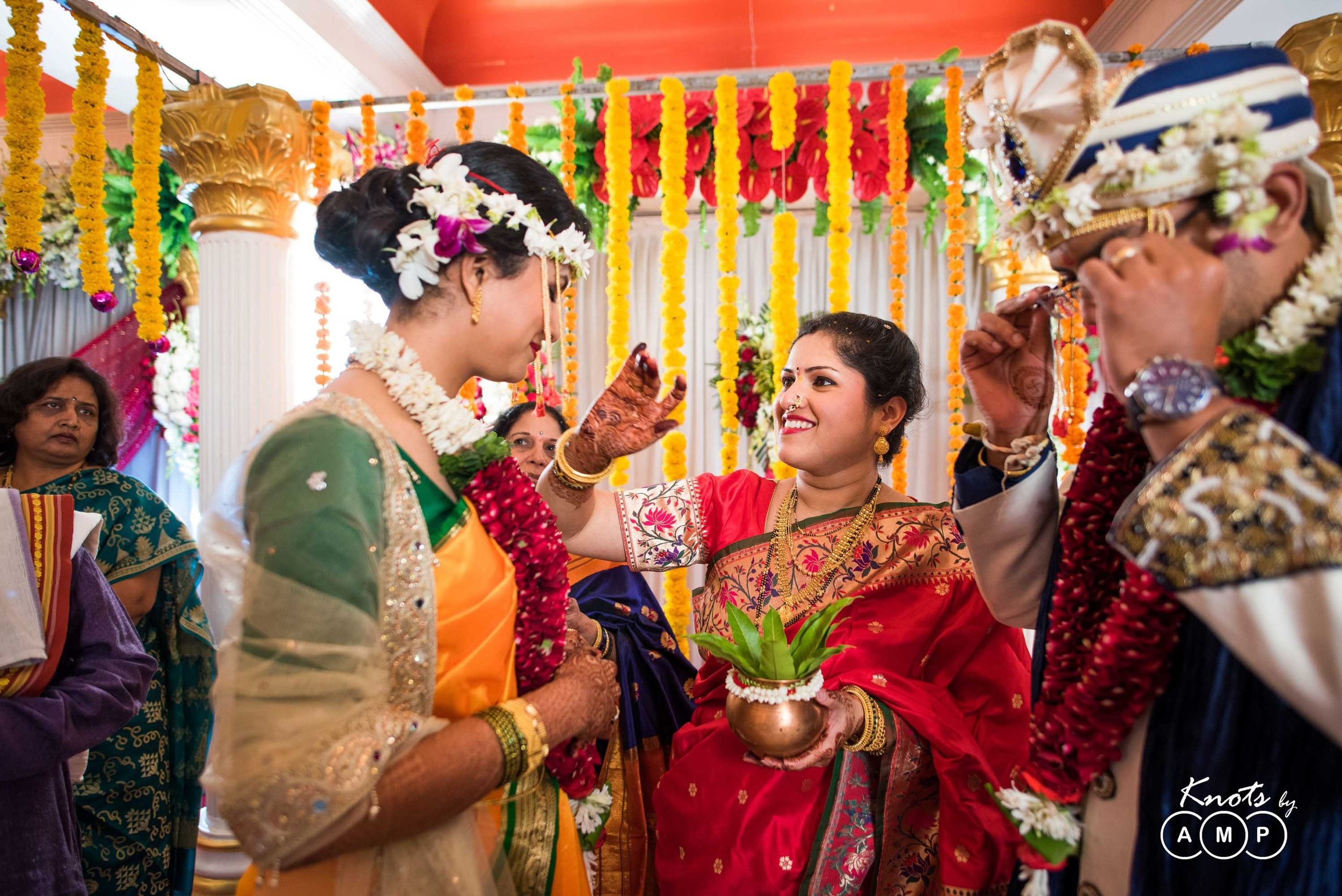 Maharashtrian-Wedding-at-Tip-Top-PlazaThane-29.jpeg