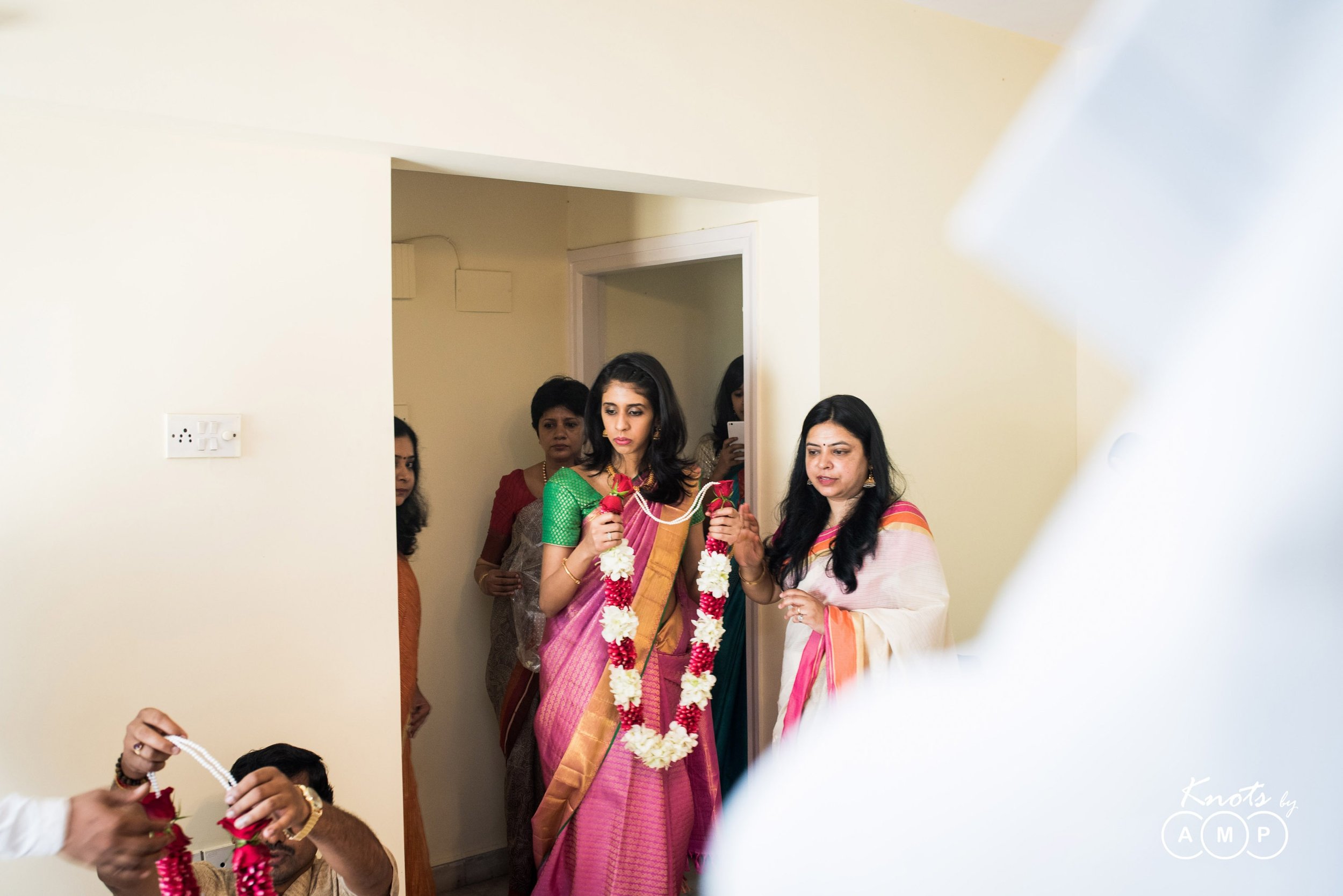 Unconventional-Wedding-at-Home-12.jpeg