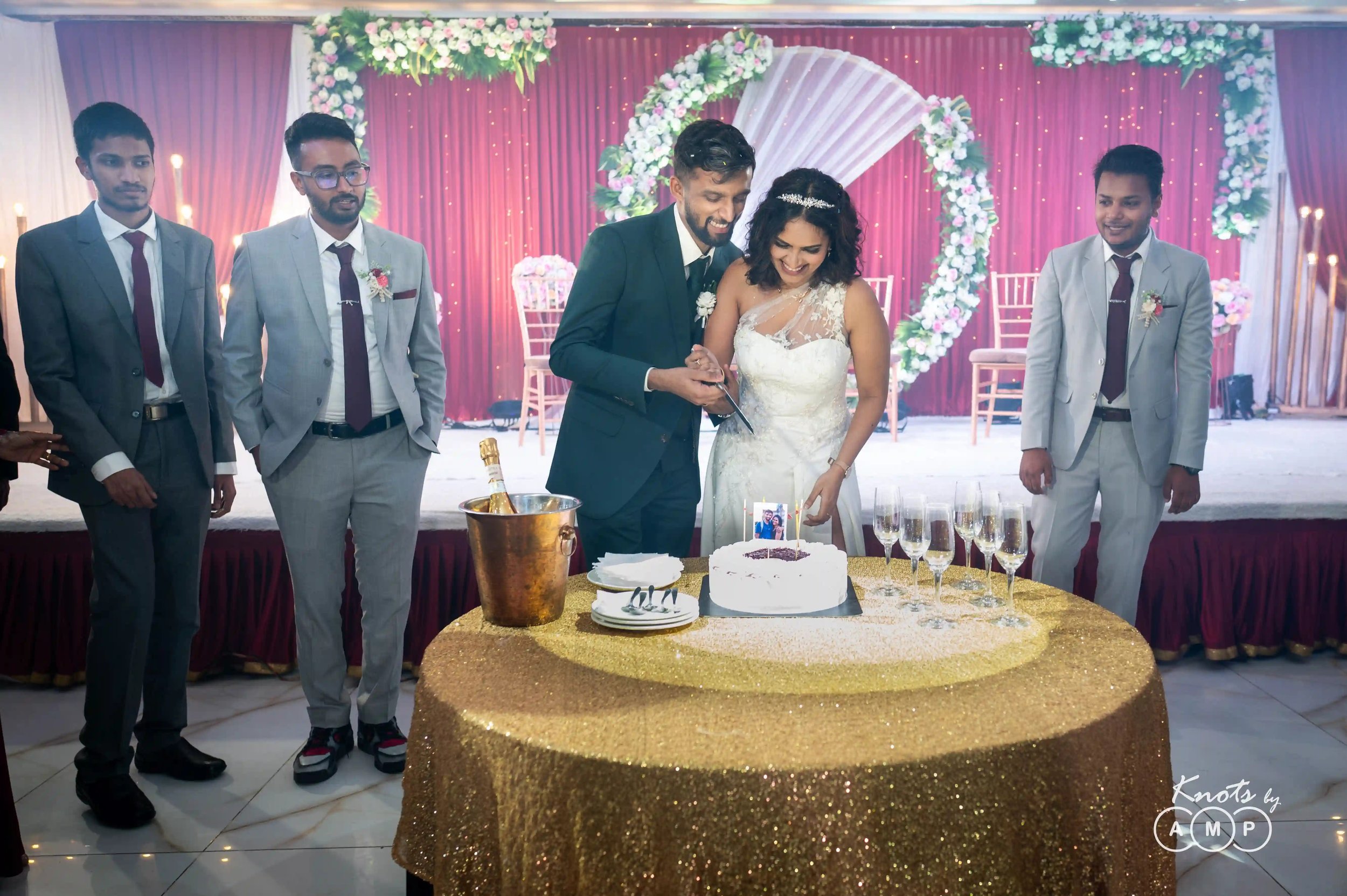 White-Wedding-In-Mumbai-67.jpeg