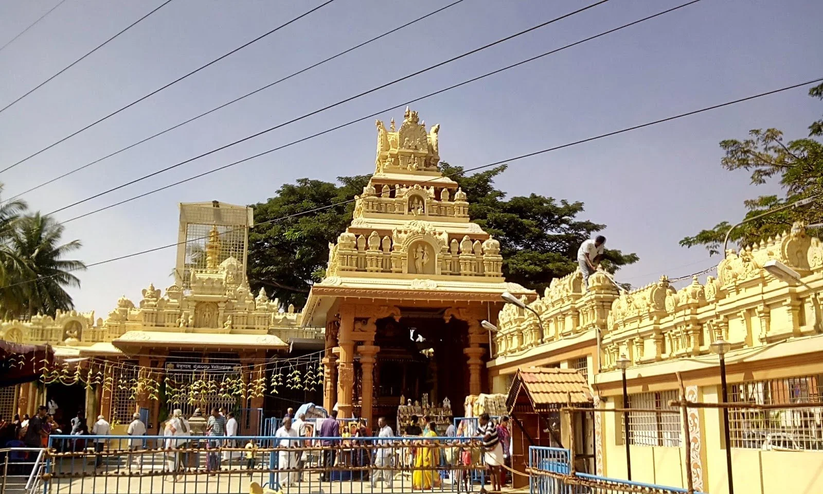 Tirumalagiri Lakshmi VenkateshwaraSwamy temple Inside View.jpg