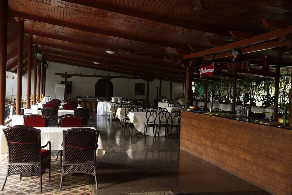 golden-lawn-restaurant (1).jpg
