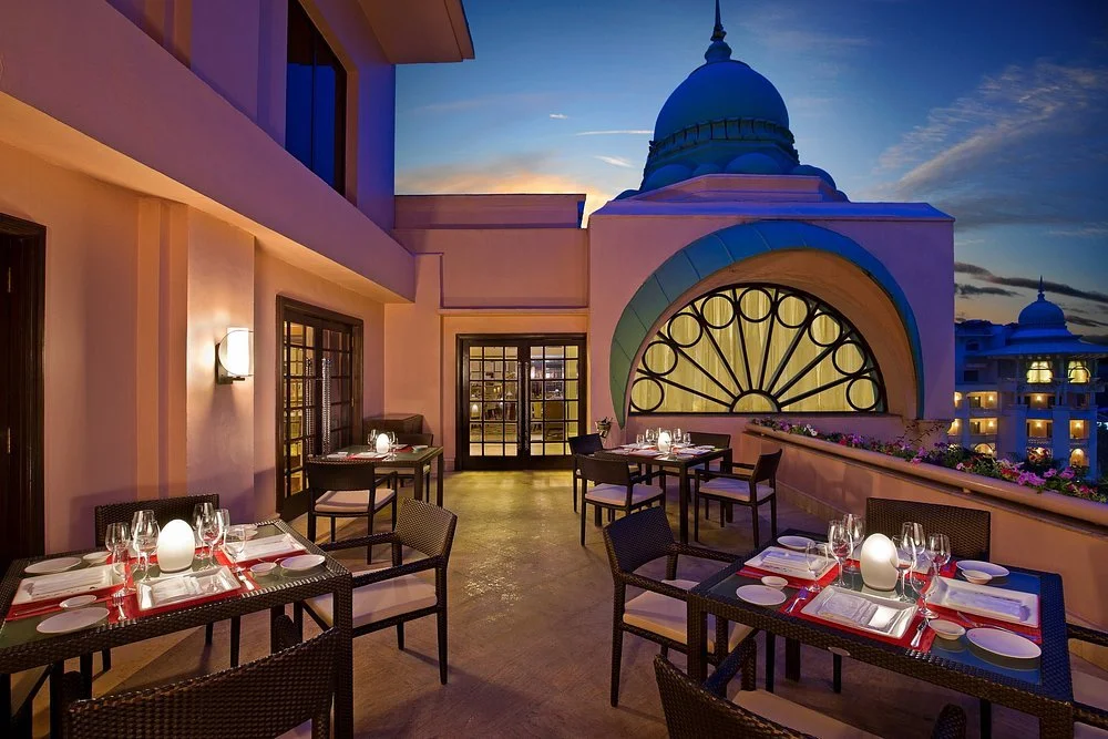 le-cirque-signature-alfresco.jpg