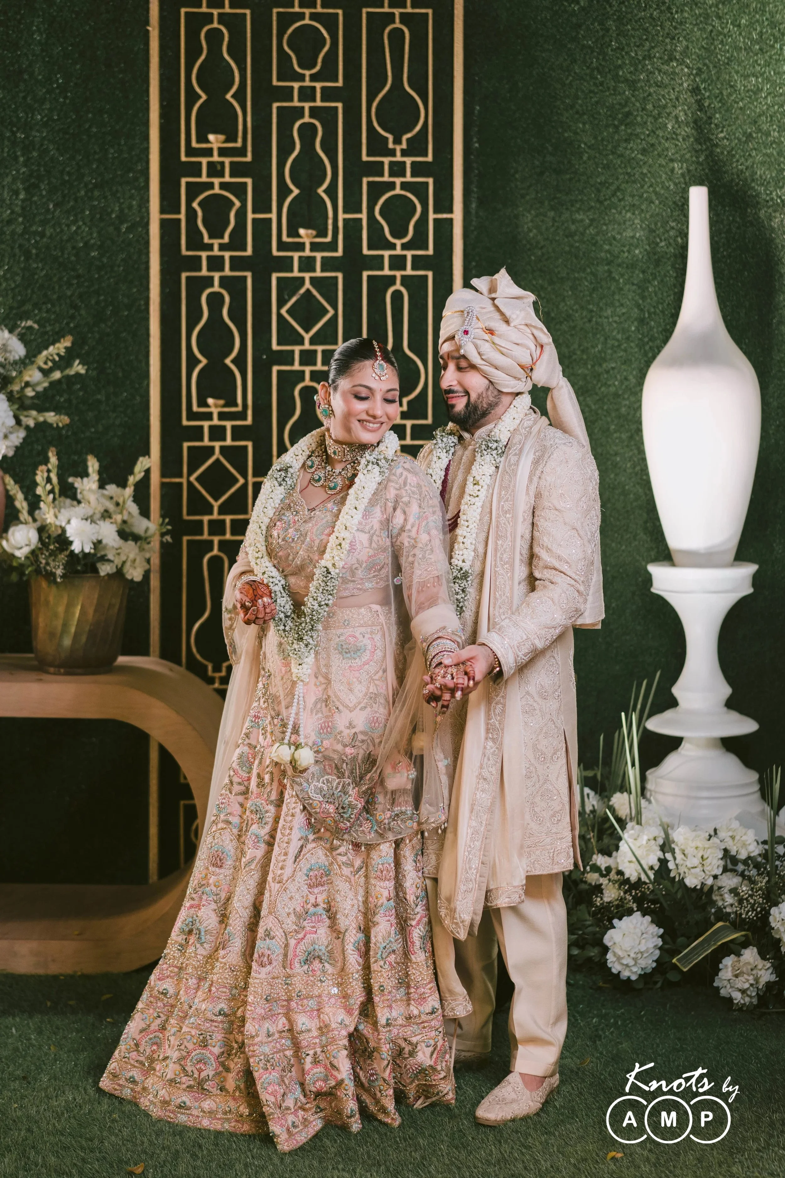 Riddhi &amp; Karan’s Wedding in Mumbai, Mini Turf &amp; One8 Commune Celebration