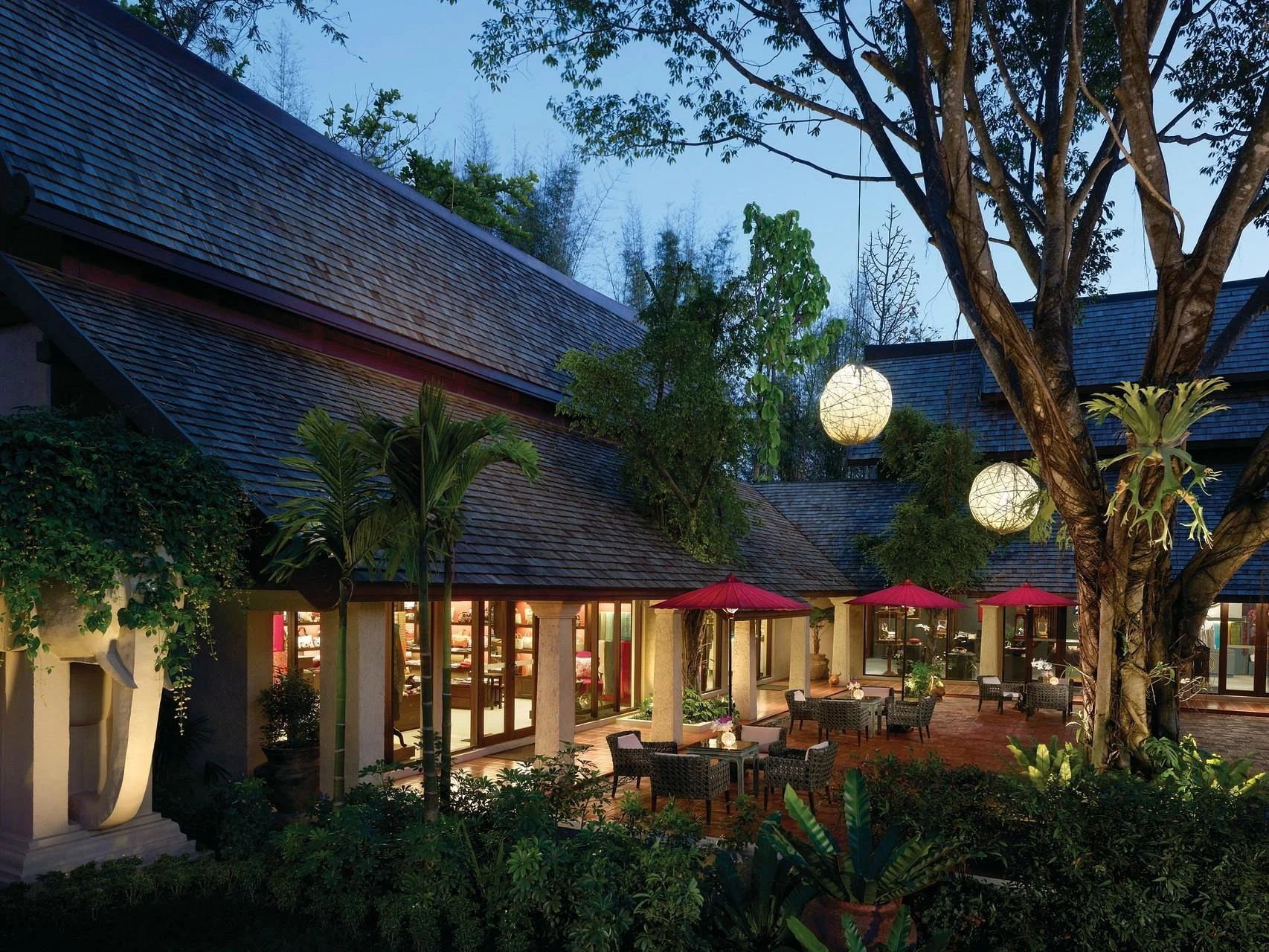 four-seasons-resort-chiang (2).jpg