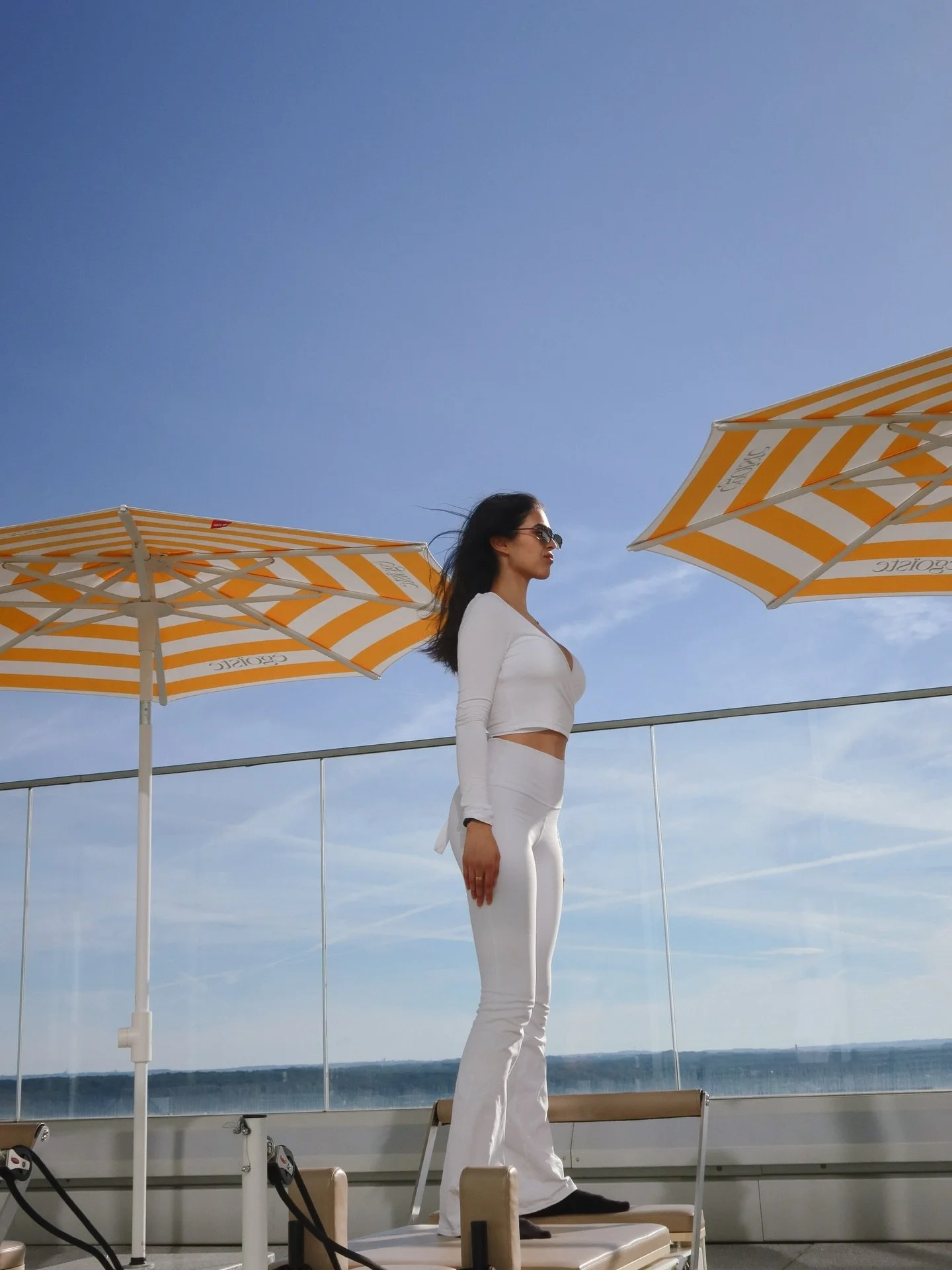 D&uuml;sseldorf&rsquo;s most iconic rooftop is back 🌞 
100 meters above the city, &eacute;go&iuml;ste soleil returns to the rooftop of the Dreischeibenhaus this summer.

Some things are better built together. If there&rsquo;s a brand you&rsquo;d lov