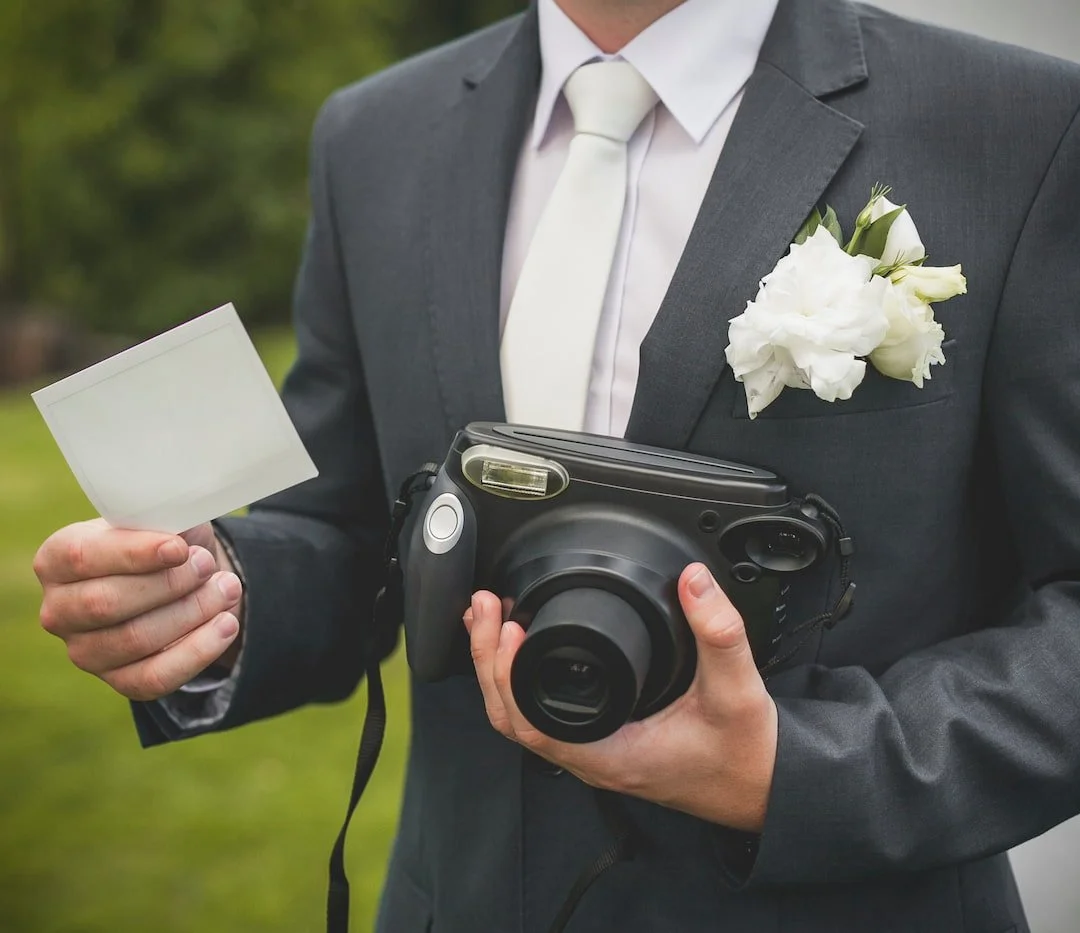 Jak wybrać fotografa ślubnego? 3 pytania, które musisz zadać przed podpisaniem umowy
