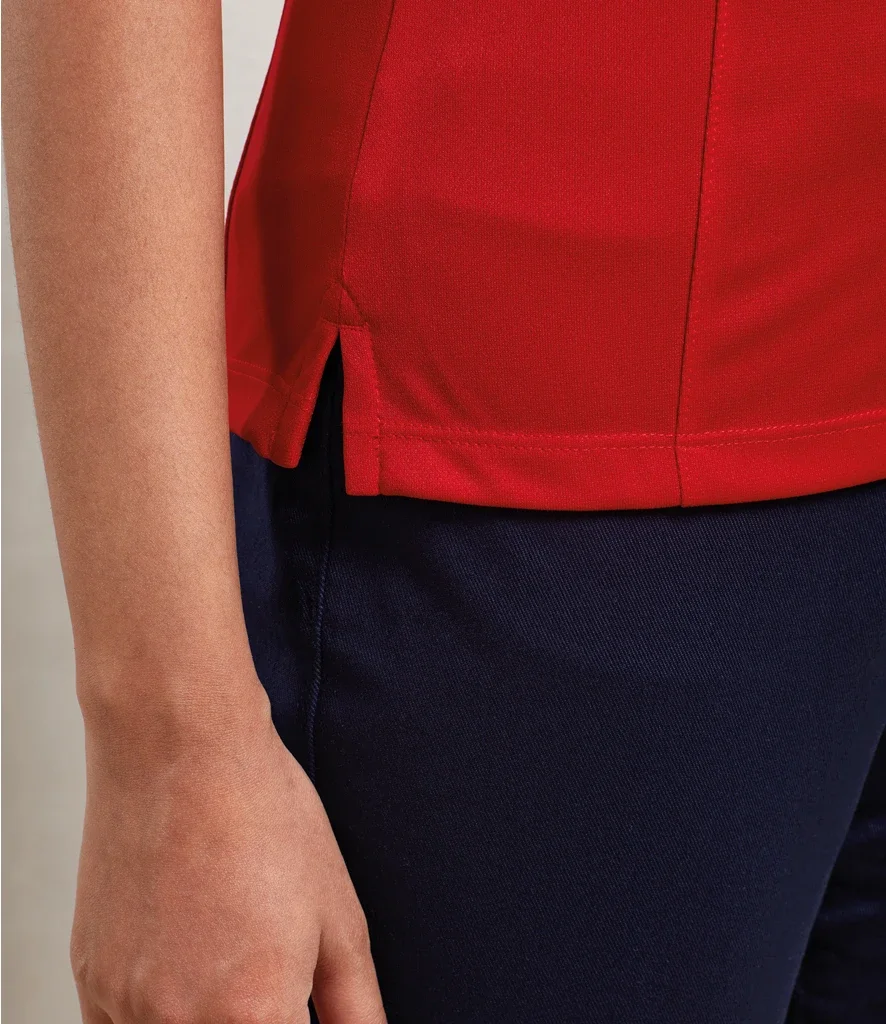 PR616 RED MODEL 3.webp