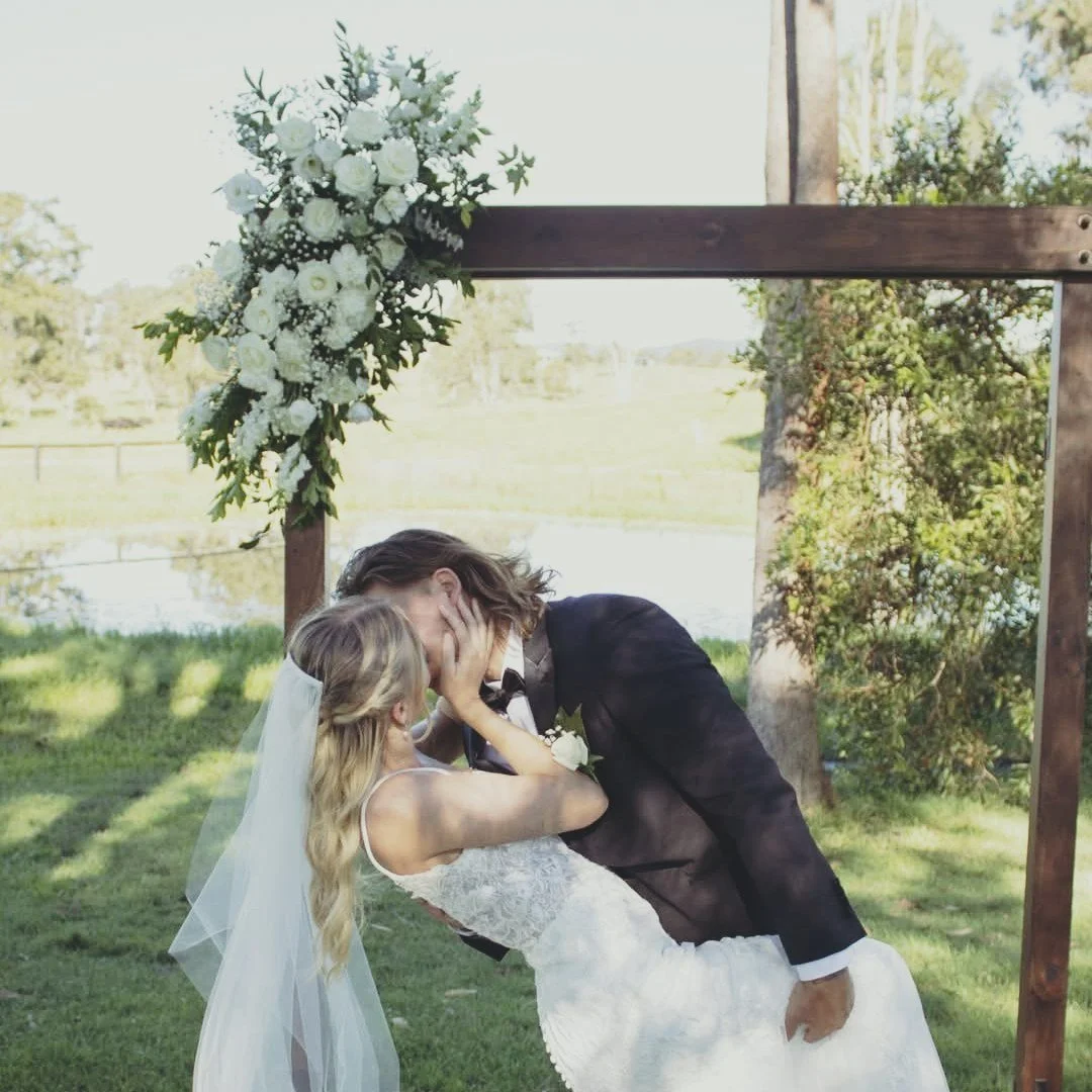 Throwback to this beautiful white flower arbour I created earlier in the year 🩷

Now booking 2026 (May and June almost full), link in bio for contact details.

#pinkpetalsbrisbane #arbourflowers #whiteweddingflowers #brisbaneweddingflorist #brisbane