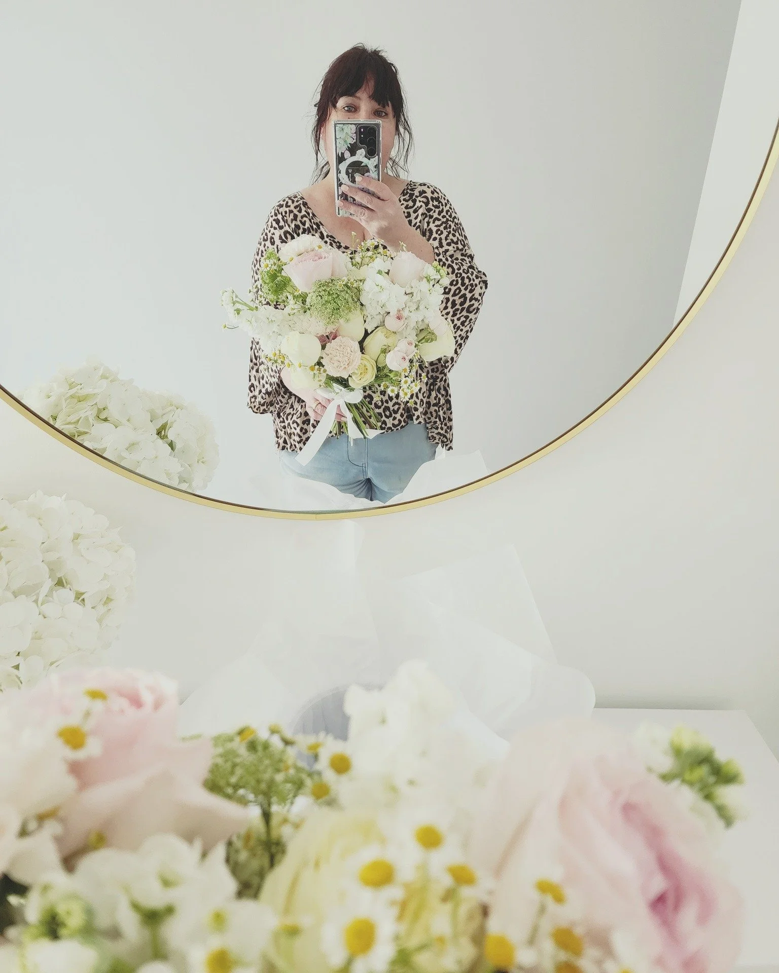 Arlene's bouquet from last Friday's wedding, perfect colour combo for a spring garden wedding 🩷

#pinkpetalsbrisbane #weddingflowers #weddingbouquet #springweddingbouquet #brisbanebrides #brisbanewedding #brisbaneweddingflowers #bridalbouquet #weddi