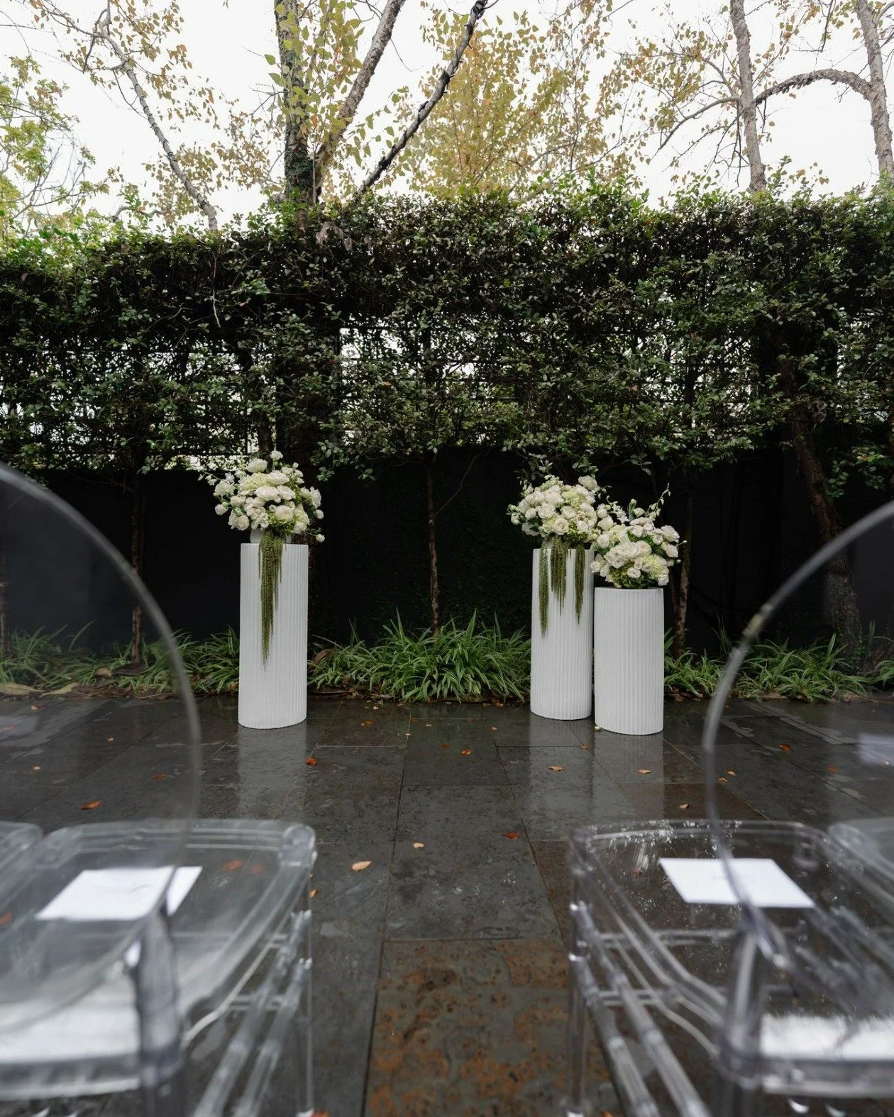 It was a rainy day in June, but the rain stopped just in time for the ceremony 🩷

#whiteflowerarrangement #whiteweddingflowers #brisbanebrides #brisbaneweddings #brisbaneflorist