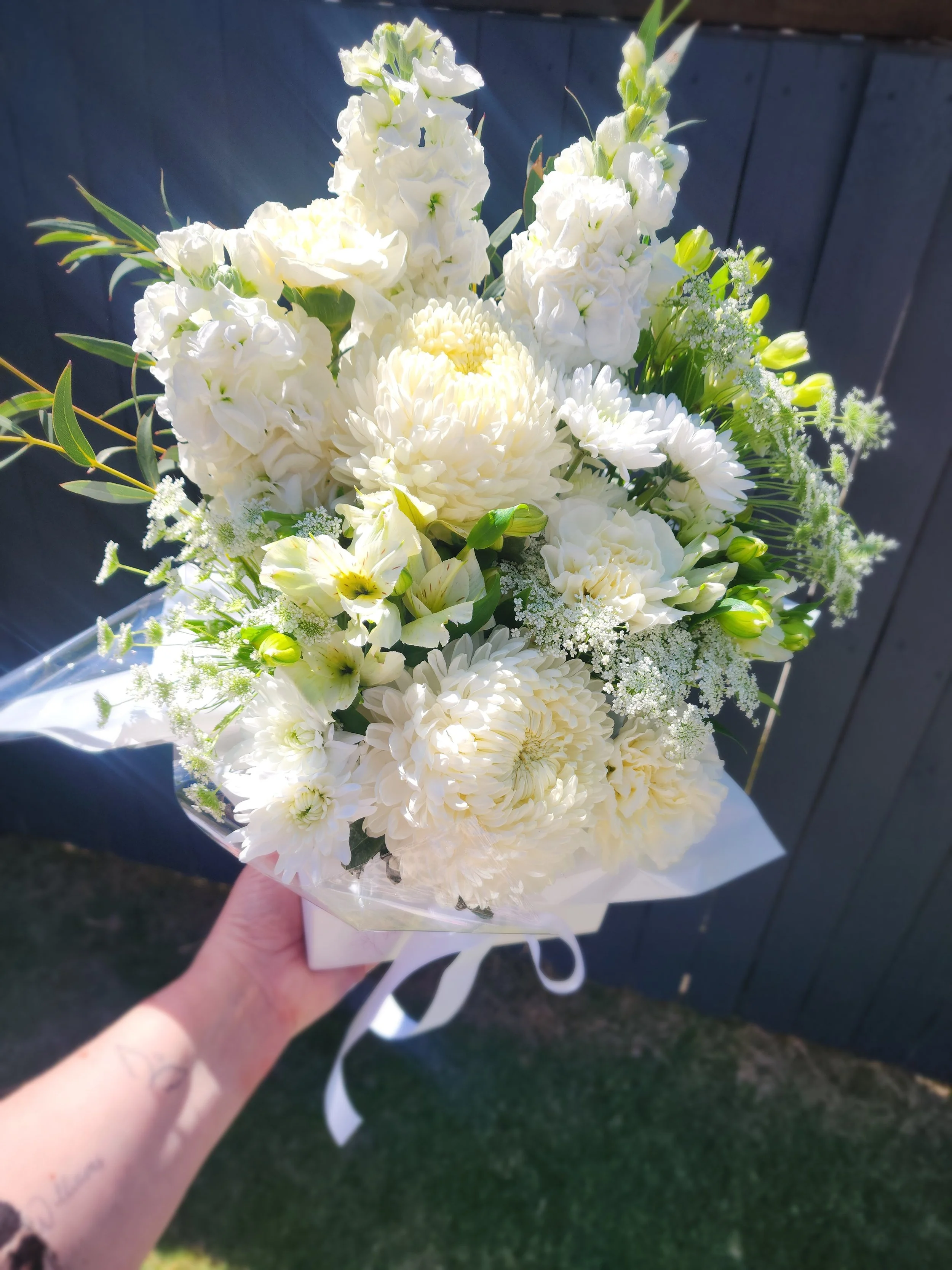 Sympathy_Flowers_Brisbane.jpg
