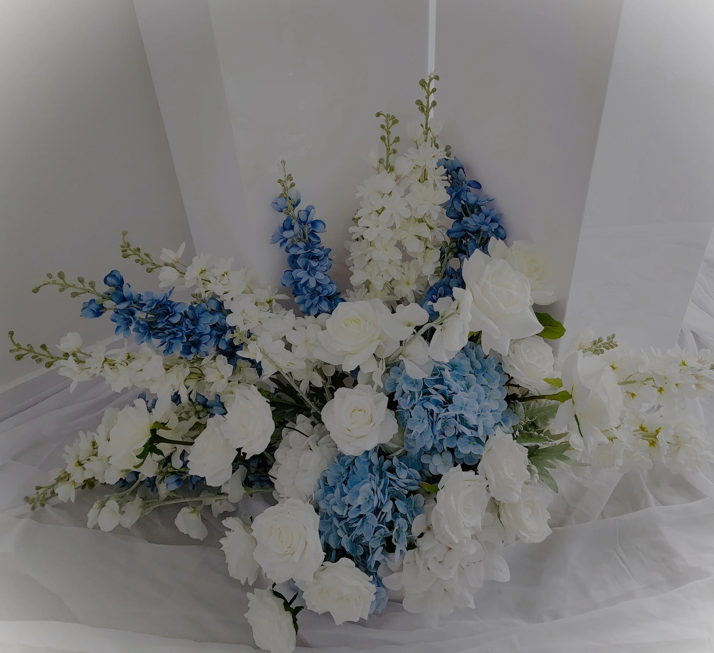 Blue_Wedding_Flowers.jpg
