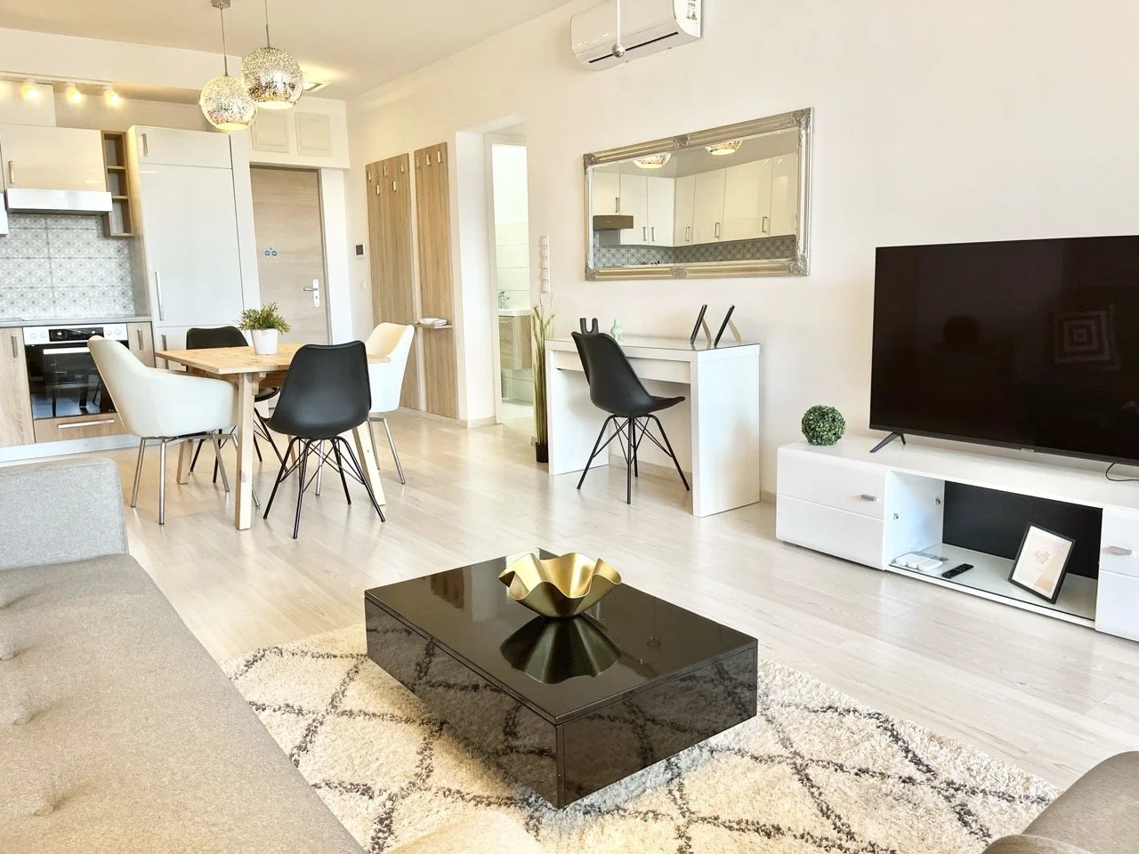 Beautifully Appointed Living Room