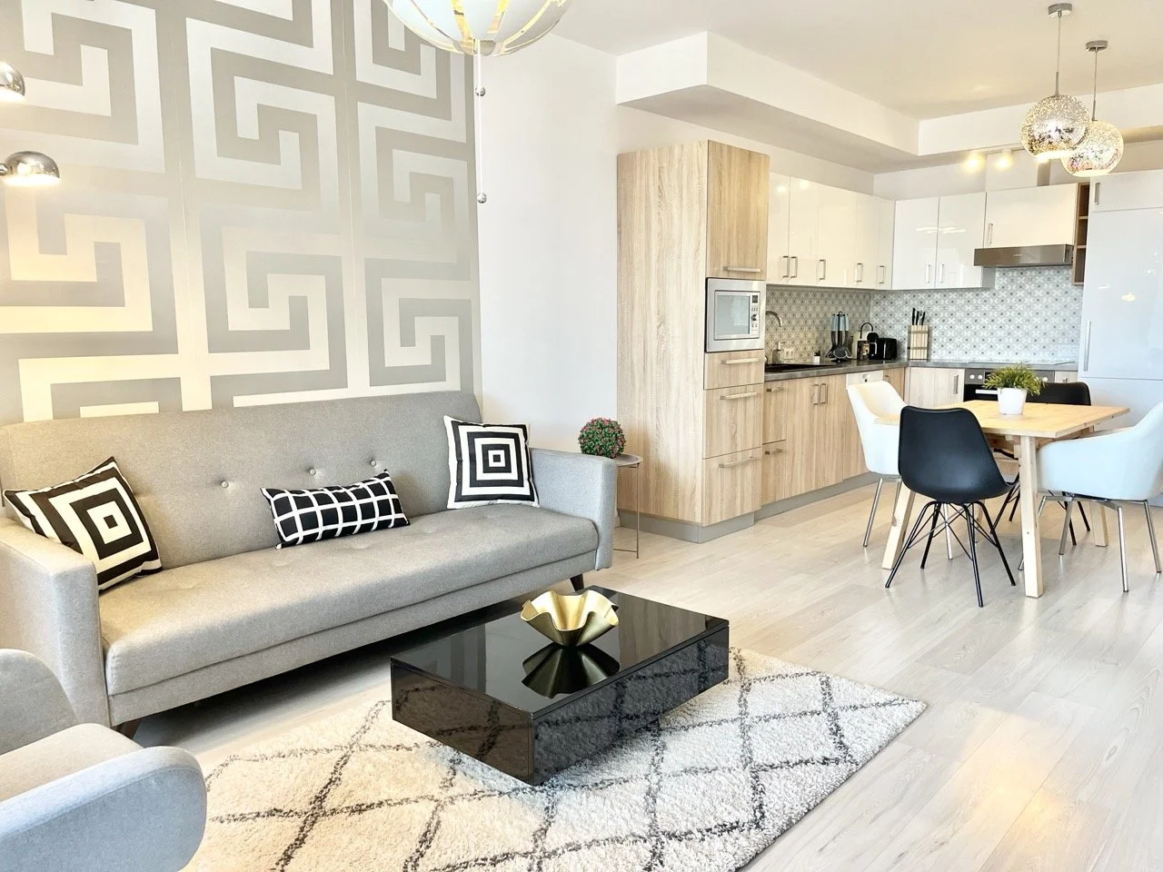 Corvin Plaza 2-Bed / 2 Bath