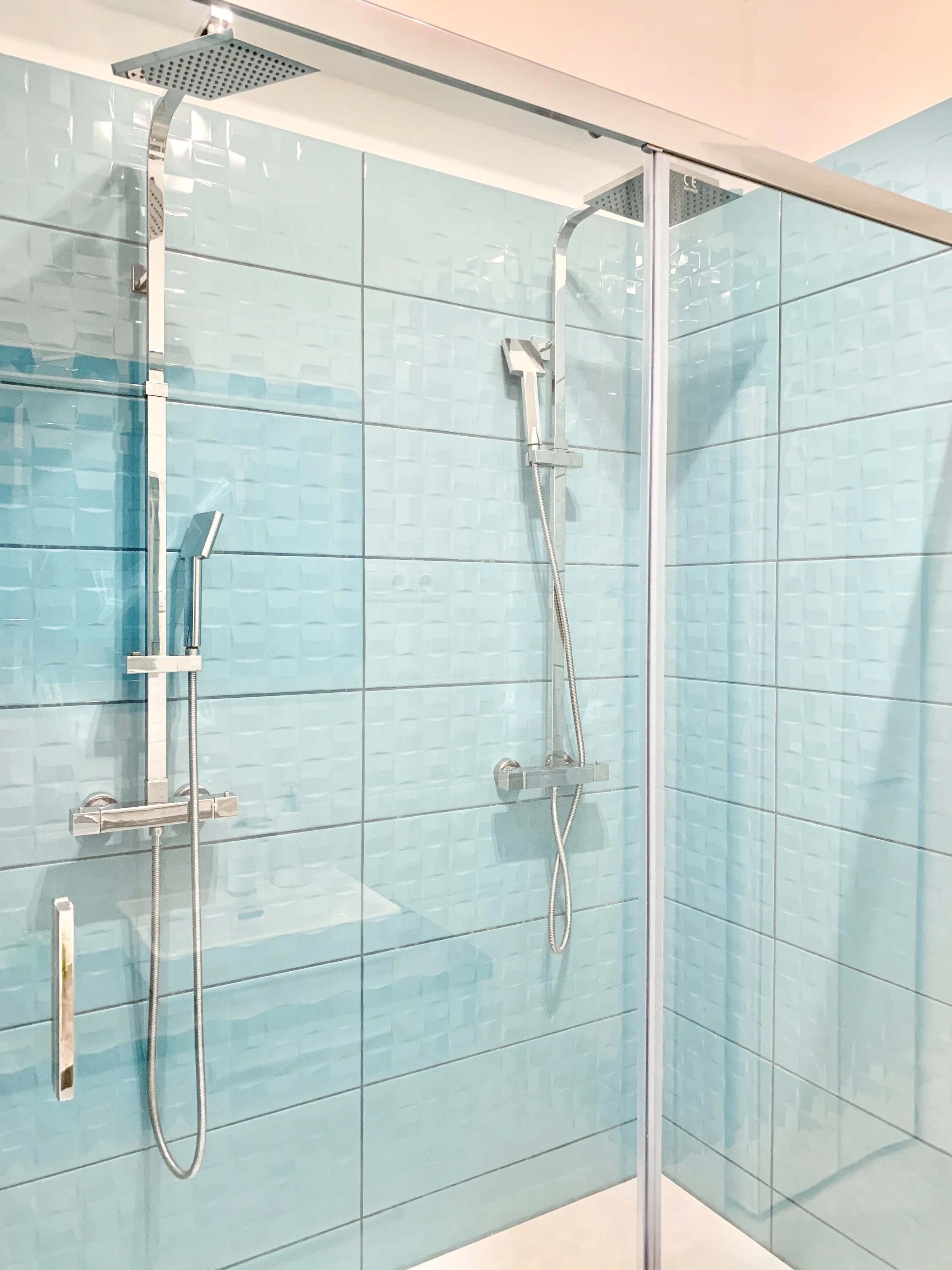 Bathroom Main Shower.jpg
