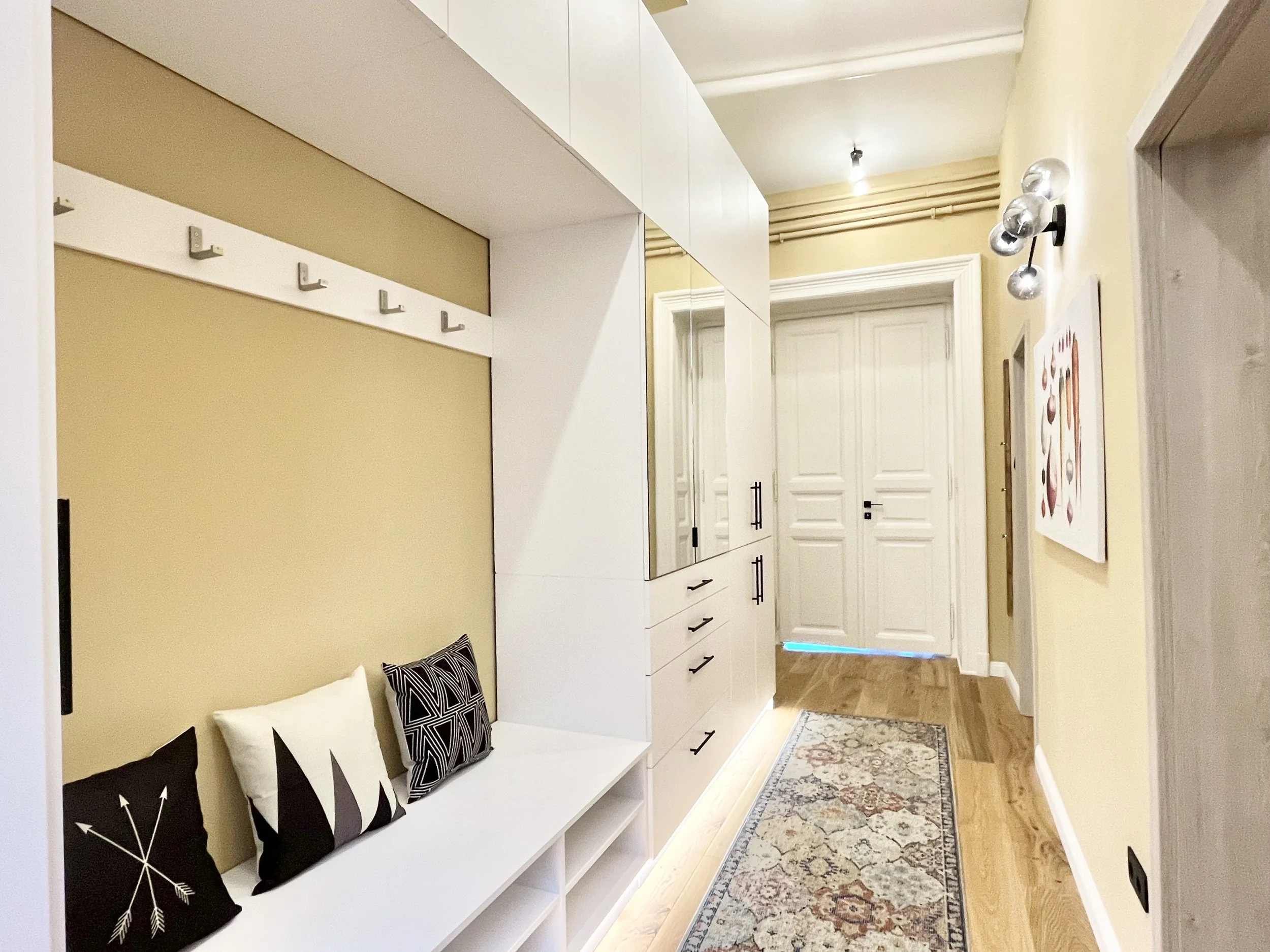 Main Entrance with plenty of storage space