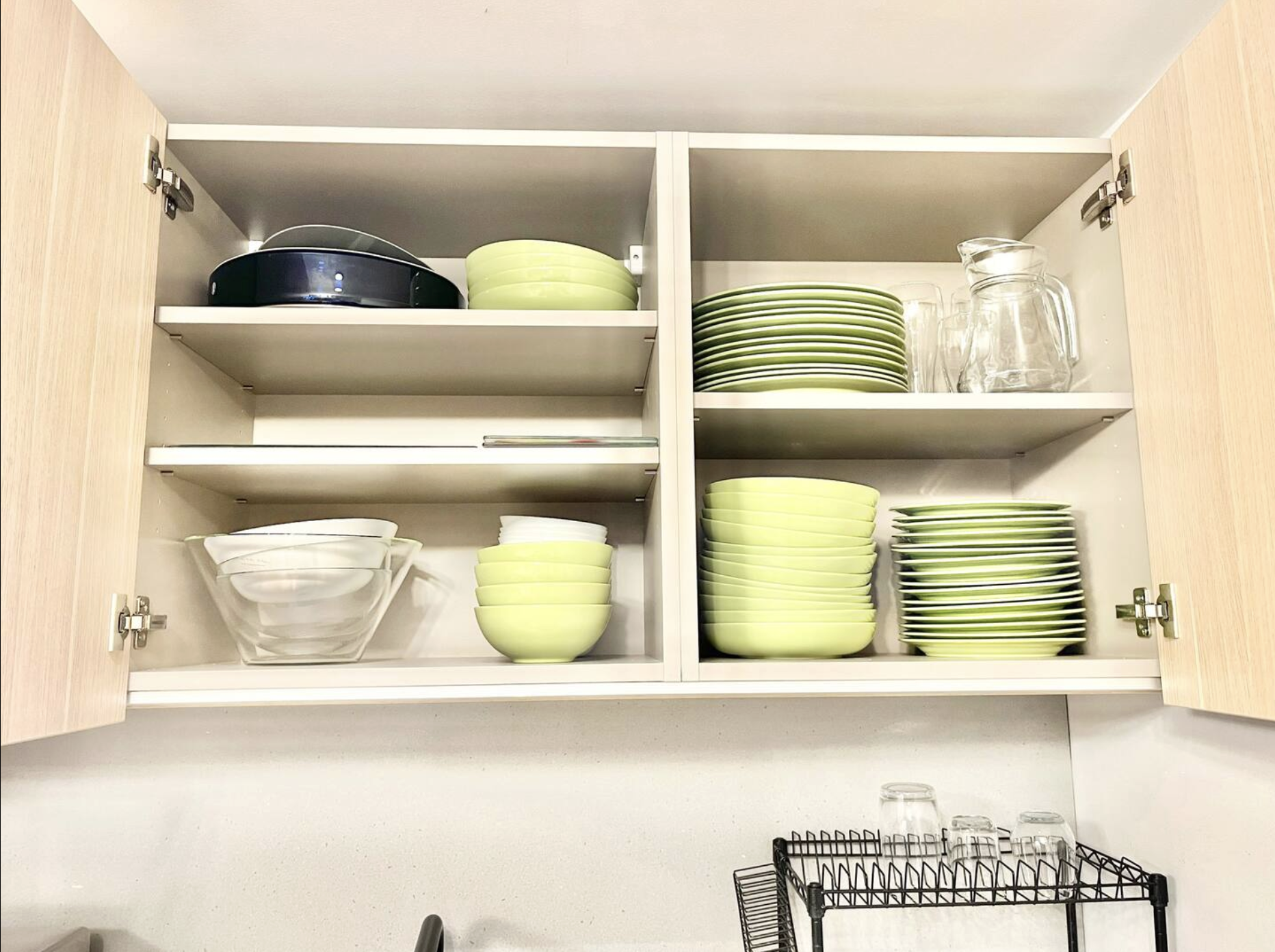 Kitchen Le Creuse Place Settings.png