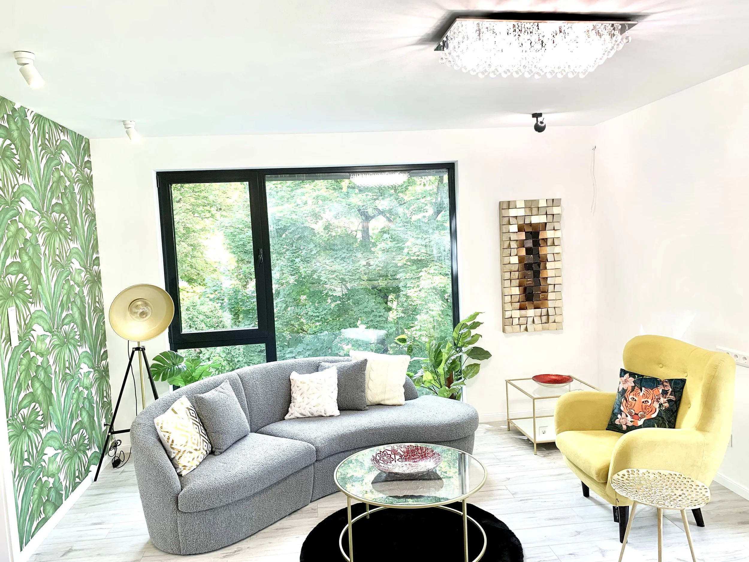 Living Room.jpg