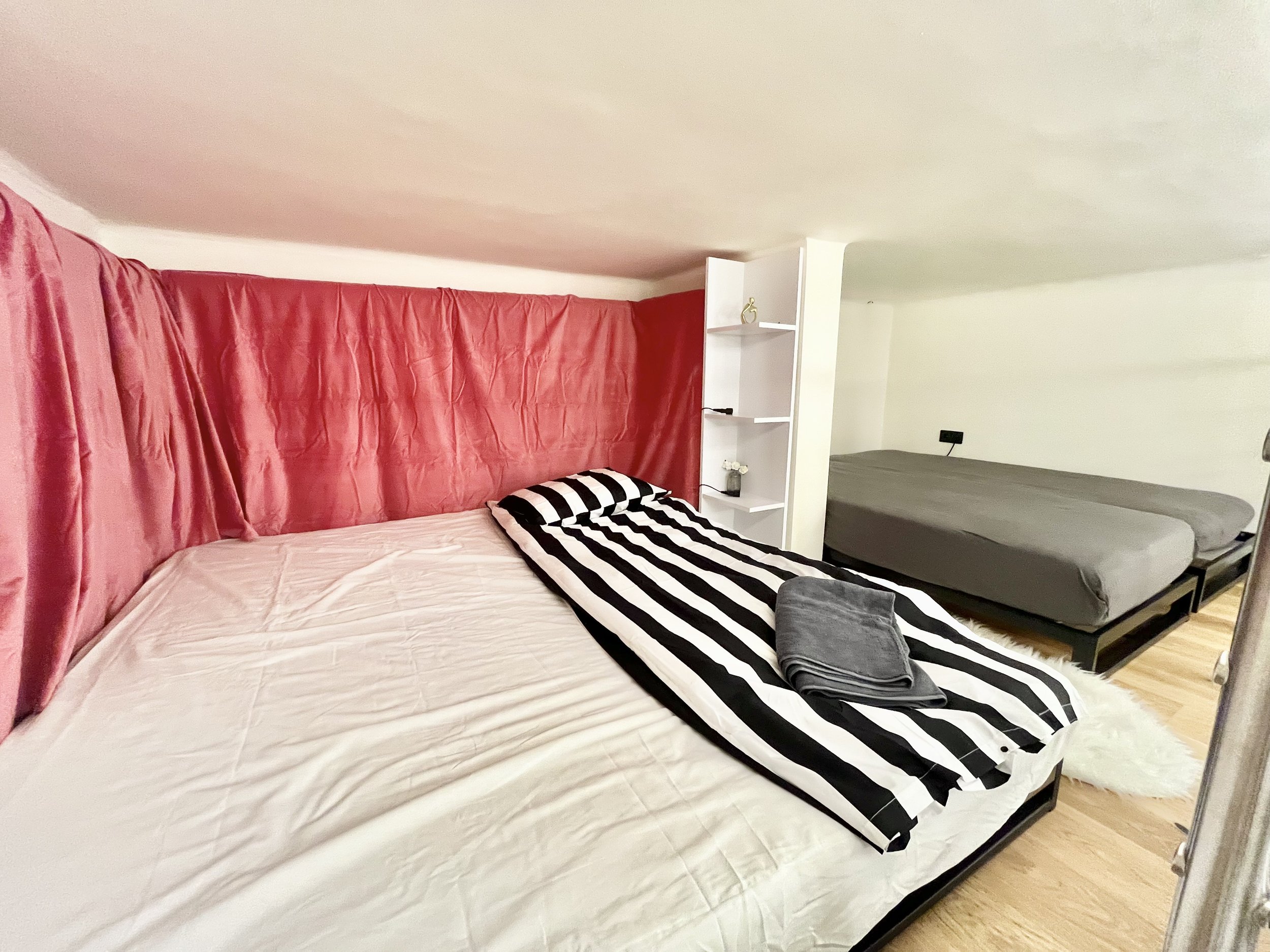 Gallery level Bedroom with 3 beds