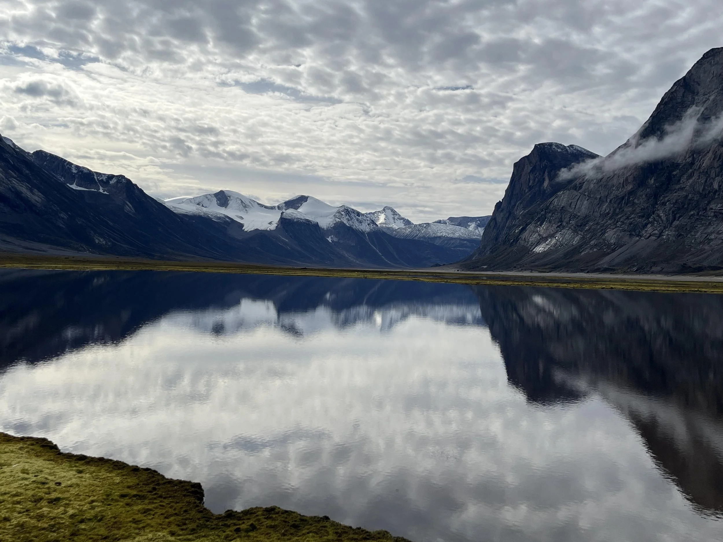 Baffin: Day 6 and 7 - the 2nd and 3rd day of walking - bear track!