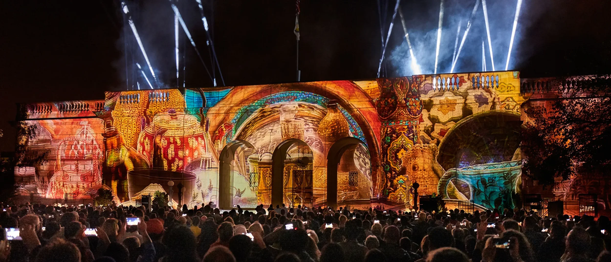 Smithsonian Washington: A Perfect Harmony