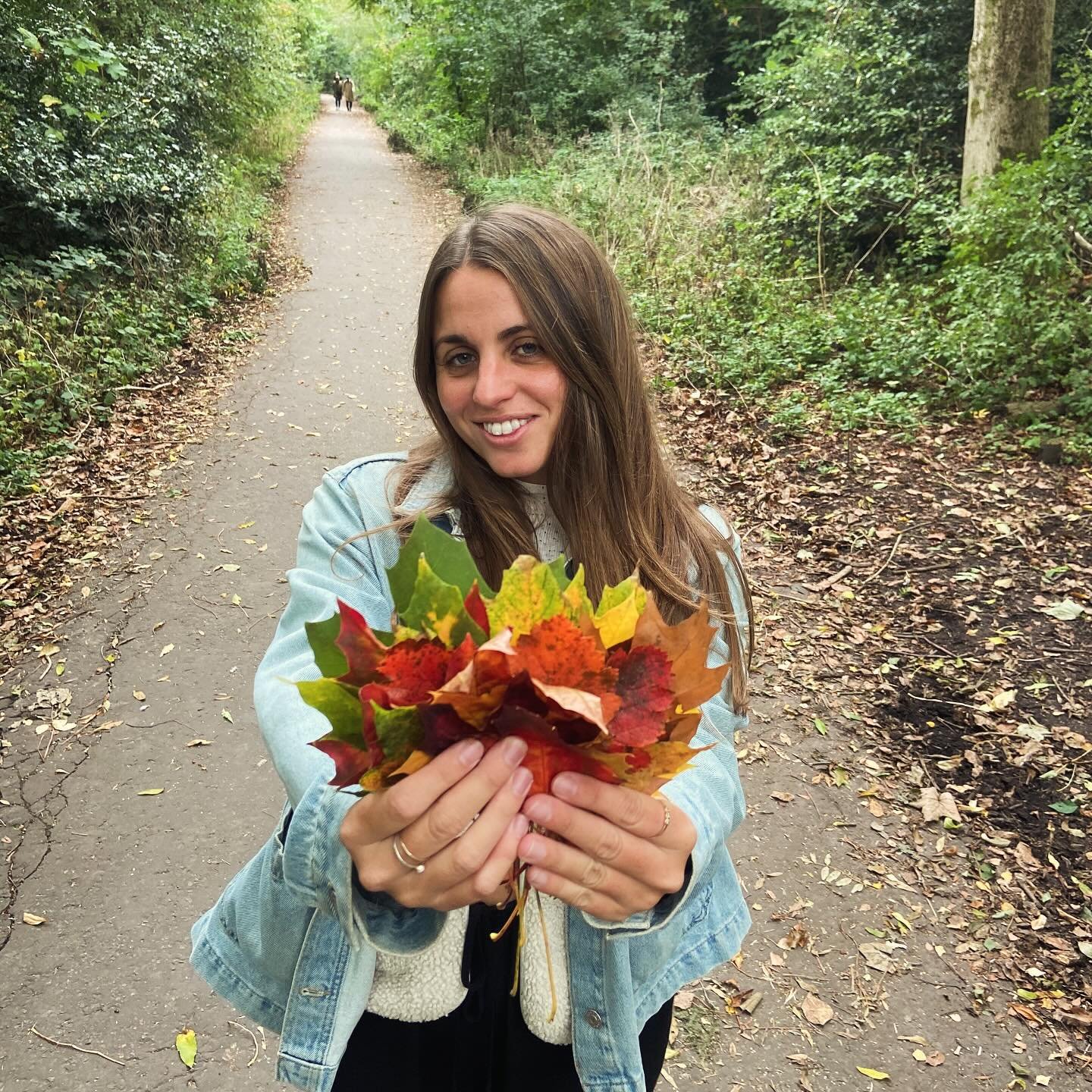 🕯️🍂✨
Newww Yin dates 🗓️ 

Get cosy with me as the last of the leaves fall and we make our decent towards Winter ❄️ 

✨Sunday 16th Nov
3-4:30pm

✨Friday 5th Dec
7-8:30pm

📍 Scout Hall, M21 0YP

🎟️ Booking link in bio or DM to reserve your space

