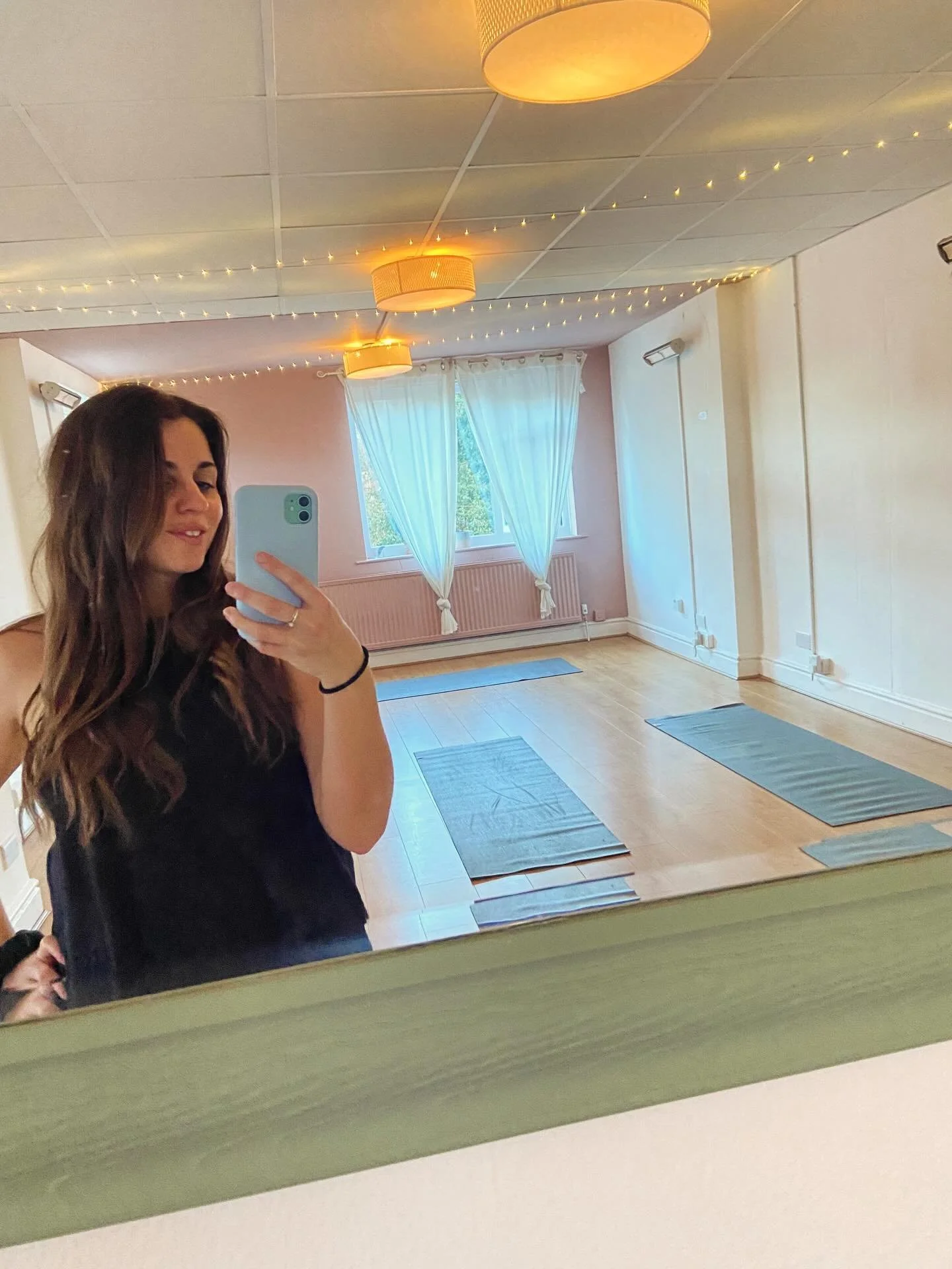 🌞🧘&zwj;♂️💁&zwj;♀️
Come join me on the mat this week 💕

✨Monday✨
6-7pm Mindful Yoga
@stretfordpublichall 

✨Tuesday✨
7:15-8:15am Sunrise Yoga Coffee
@chorlton_health_hub &amp; @capcoffee_co 

6-7pm Yoga Flow
7:15-8:30pm Beginners &amp; Improvers Y