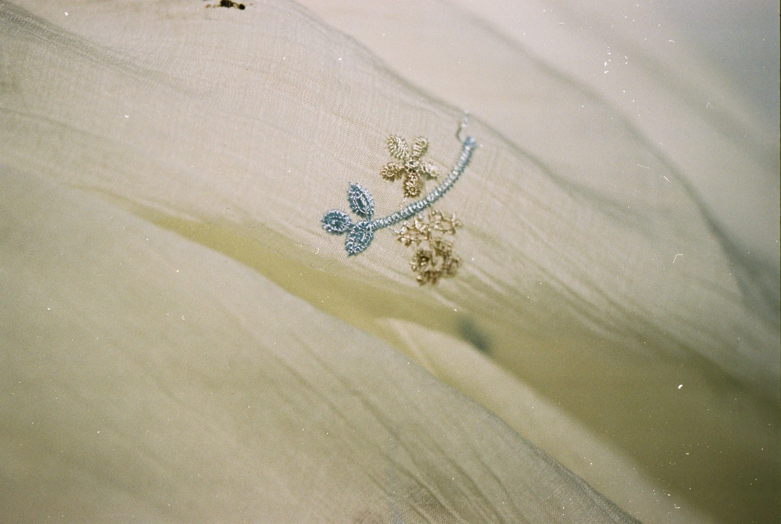 70% viscose, 30% polyamide