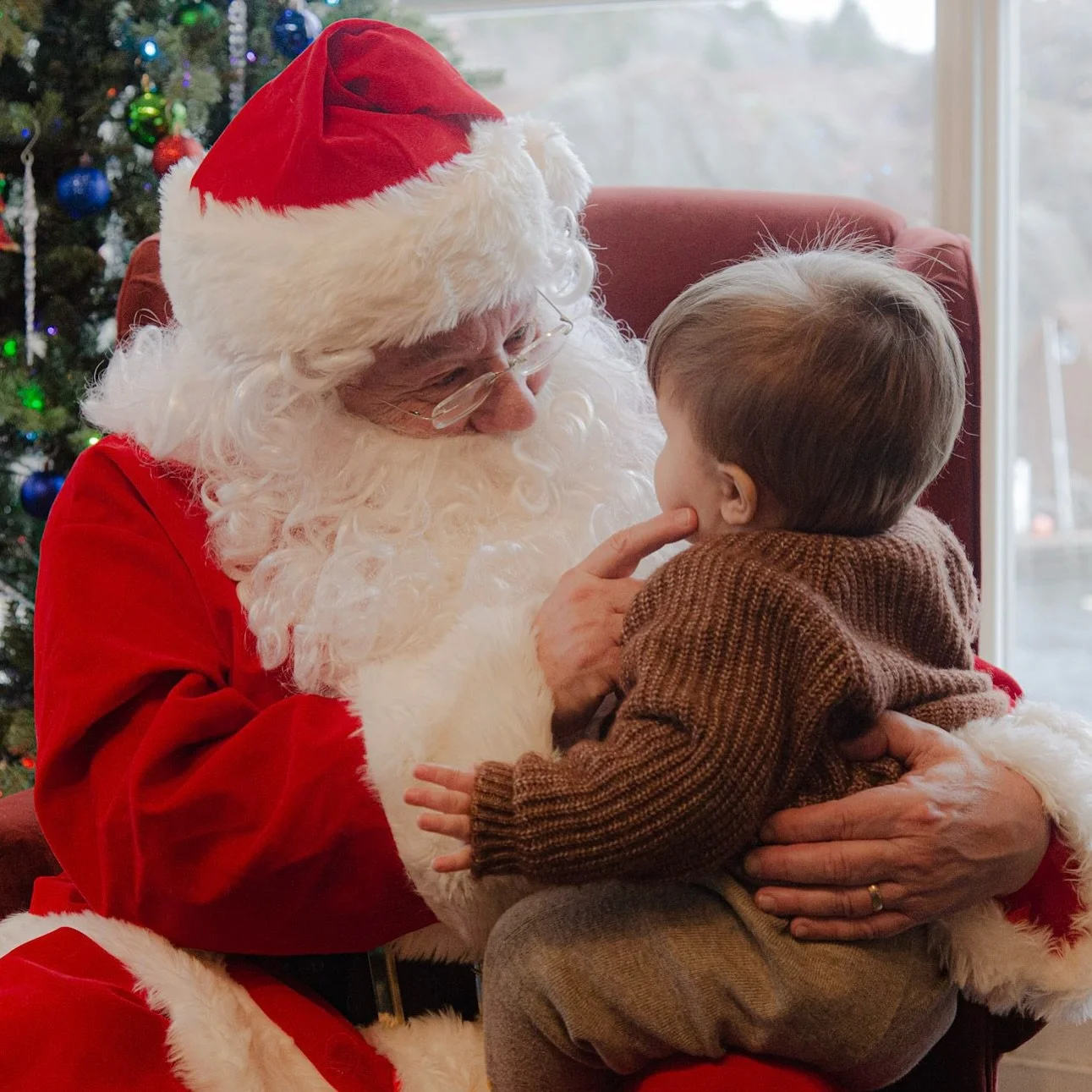 💫SANTA, STORIES &amp; SONGS💫

REGISTRATION OPENS 10am TOMORROW🎄 
(Wednesday, November 19th @ 10am)

❤️LIMITED TICKETS AVAILABLE❤️

Join our Santa, Stories &amp; Songs Christmas Party💫
Let&rsquo;s celebrate the most magical time of the year with s