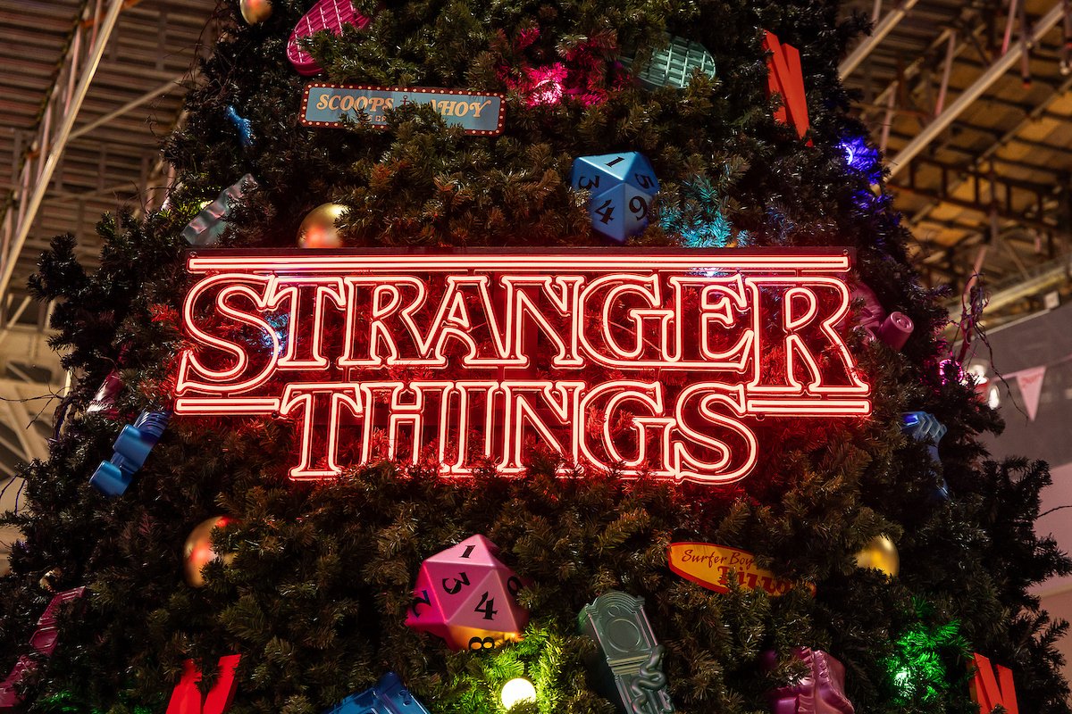 Netflix_ST_XmasTree_Waterloo0003 (1).jpg