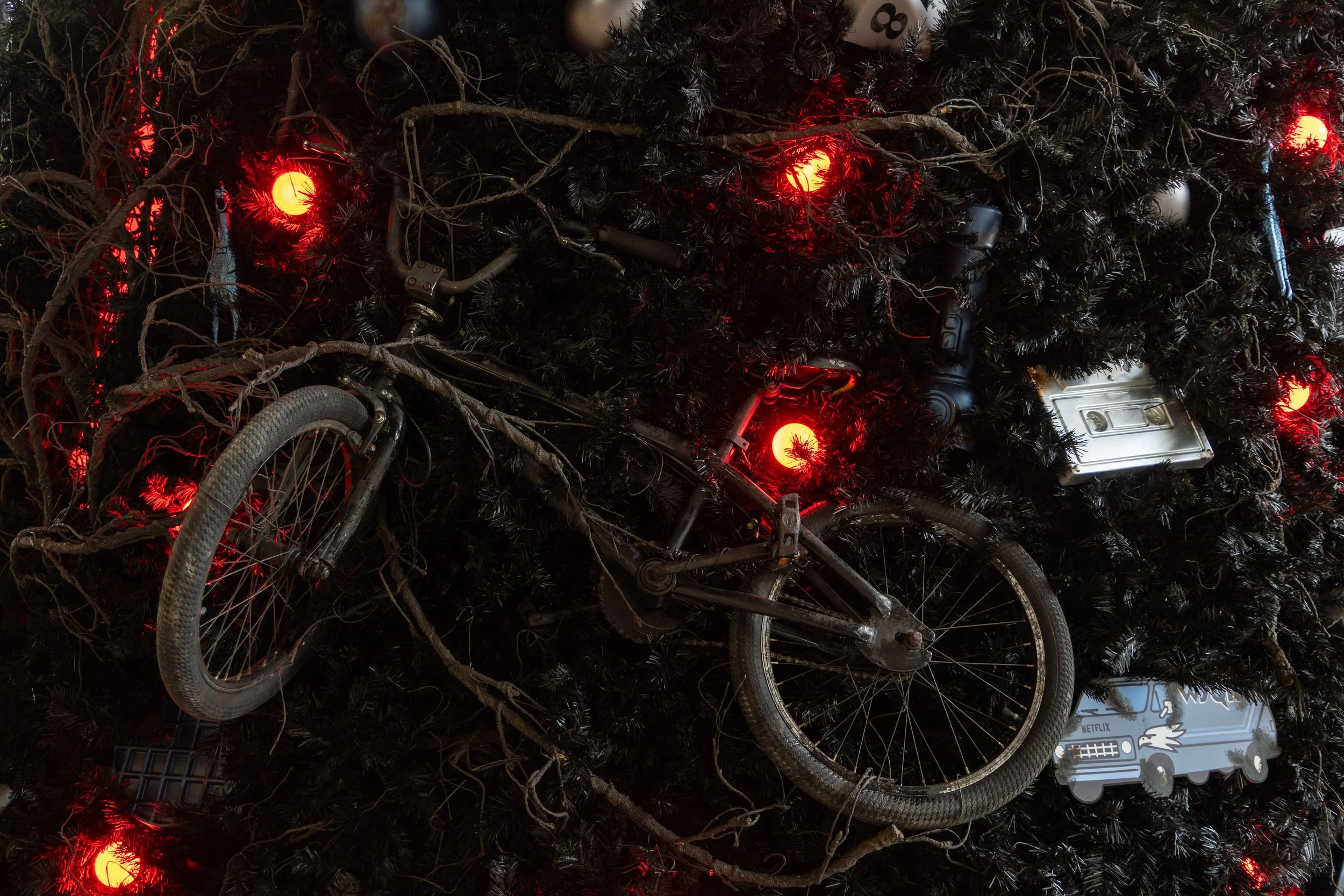 Stranger Things Christmas Tree at Waterloo_021.jpg
