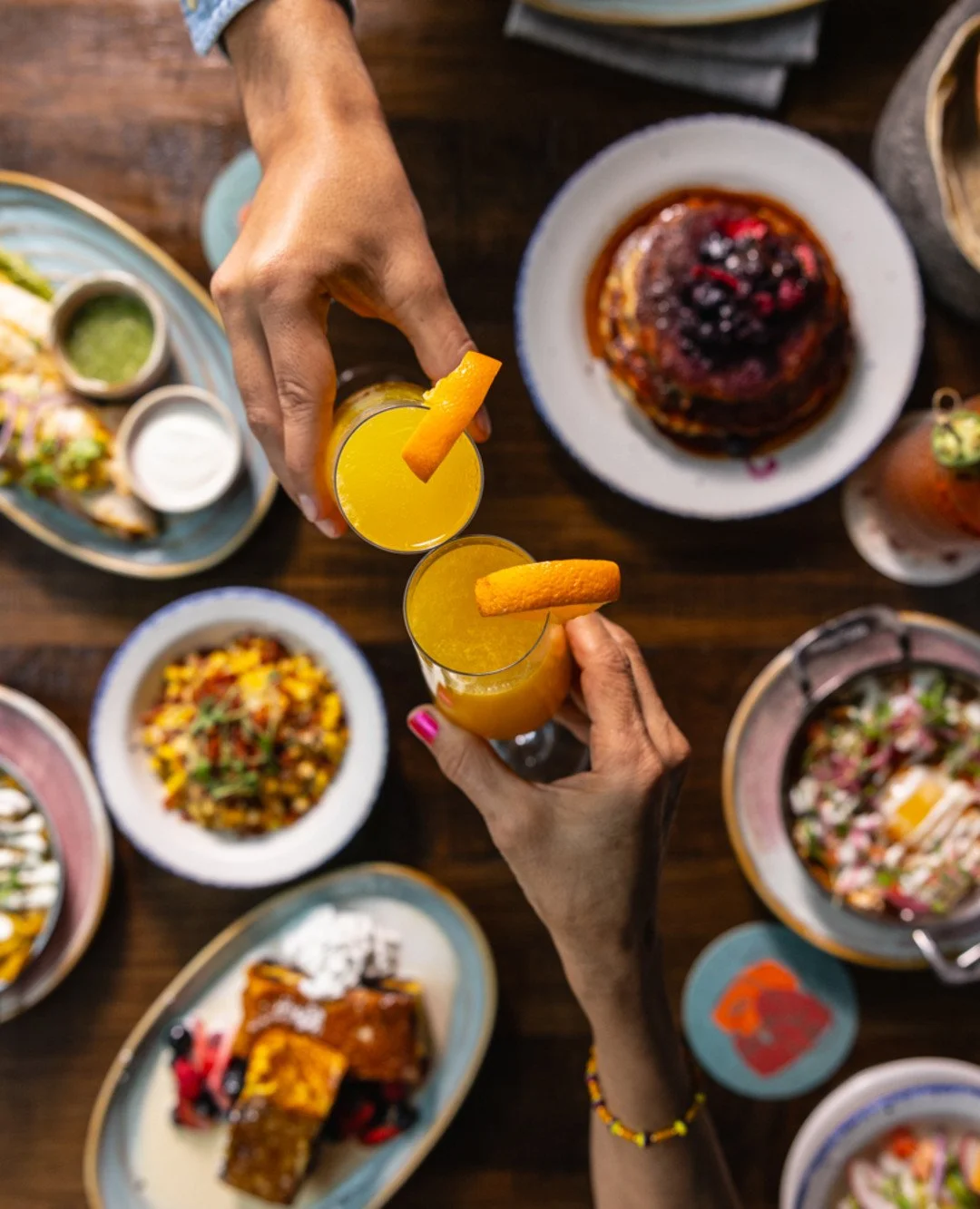 Round up your familia and make brunch the main event.

Join us this weekend from 11AM - 2PM for bold Mexican favorites like Huevos Rancheros, Tres Leches French Toast, and more, served with a little Nashville energy. 🇲🇽✨