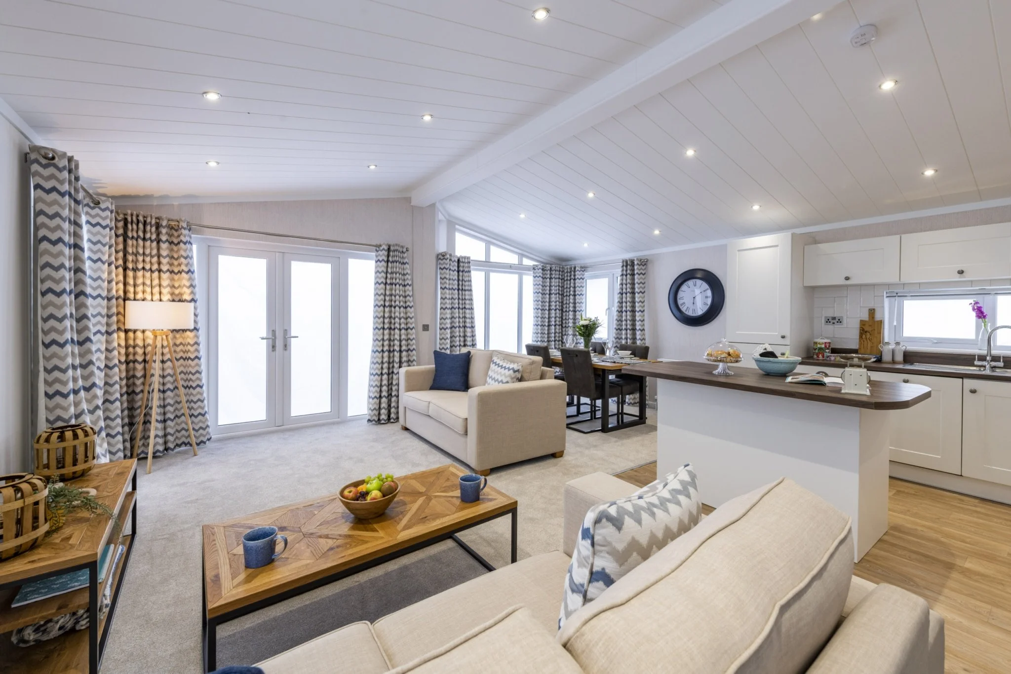 Omar-Alderney-Living-Area-1-scaled.jpg