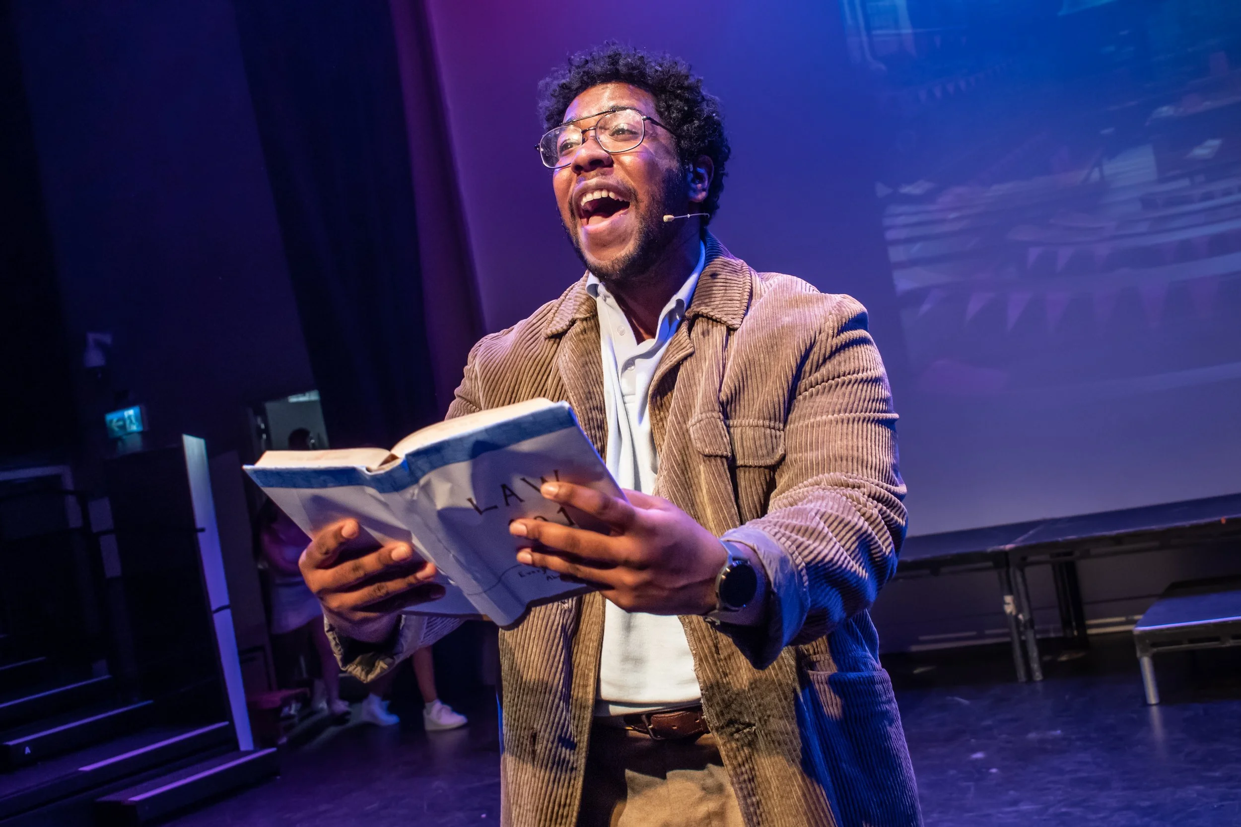 LEGALLY11-7492 2.JPEG