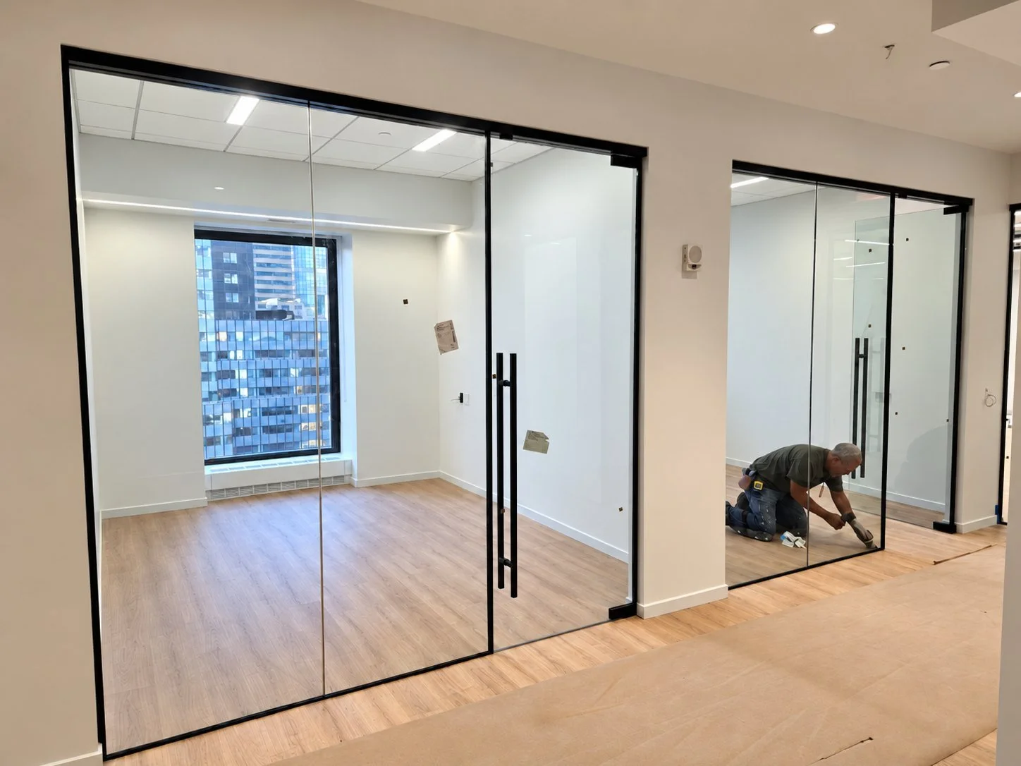 JAM GLASS project: Bank of Korea — Glass Offices