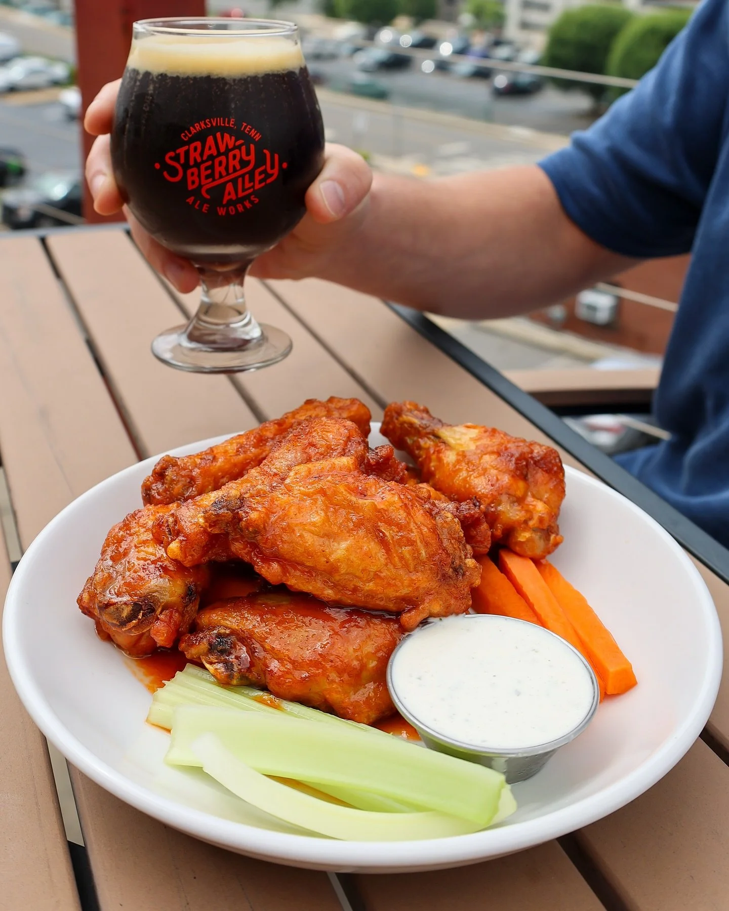 The Big Game is on.🏈

Join us for great beer, great food, and great times on tap.🍺 Whether you&rsquo;re cheering in person or from your couch, we&rsquo;ve got your game day cravings covered!

Be sure to check out all of our Party Pack selections an